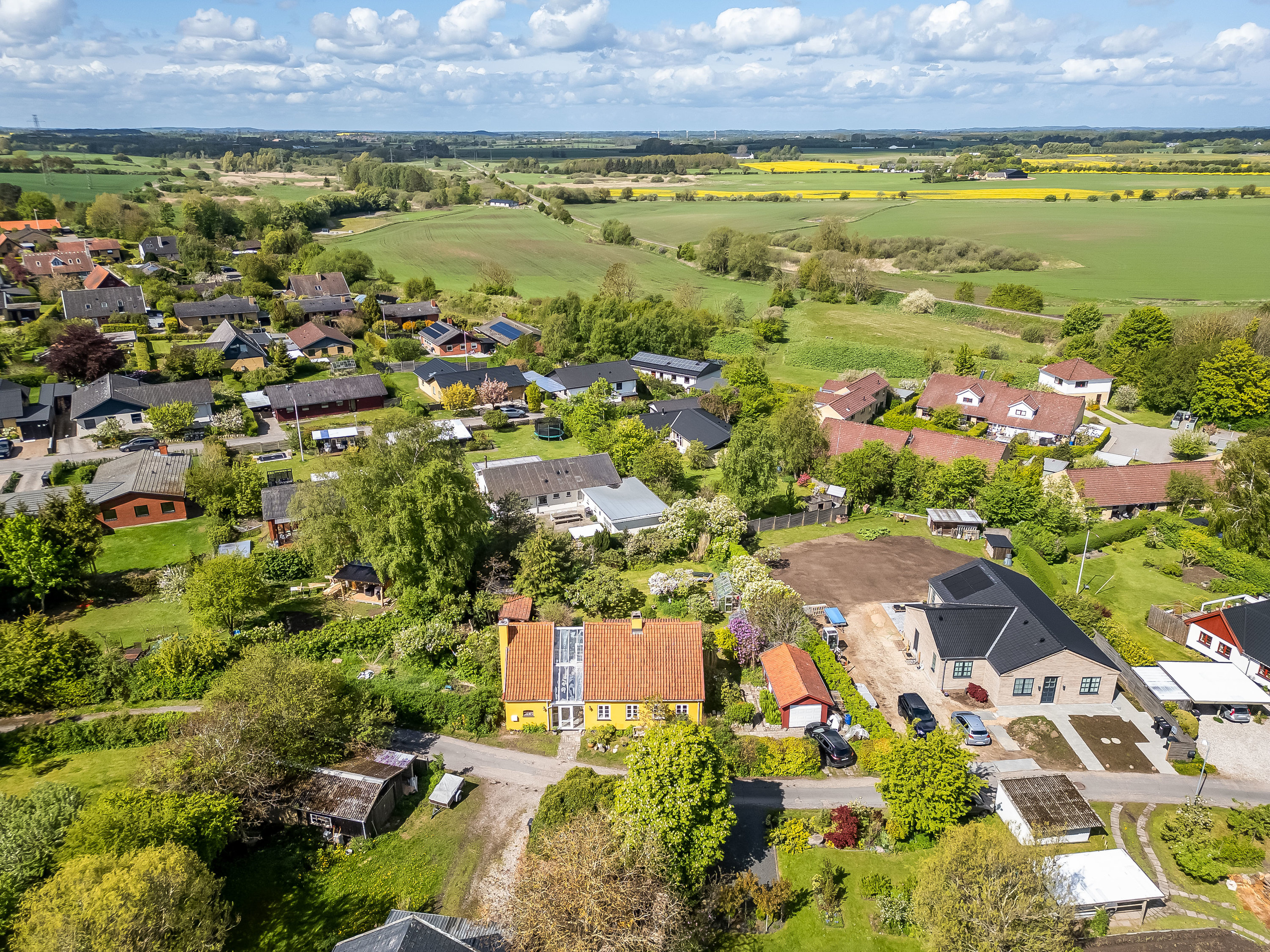 Fremhævet luftfoto billede i fuldskærmstilstand. Billede af Strædet 16, Nørre Herlev, 3400 Hillerød