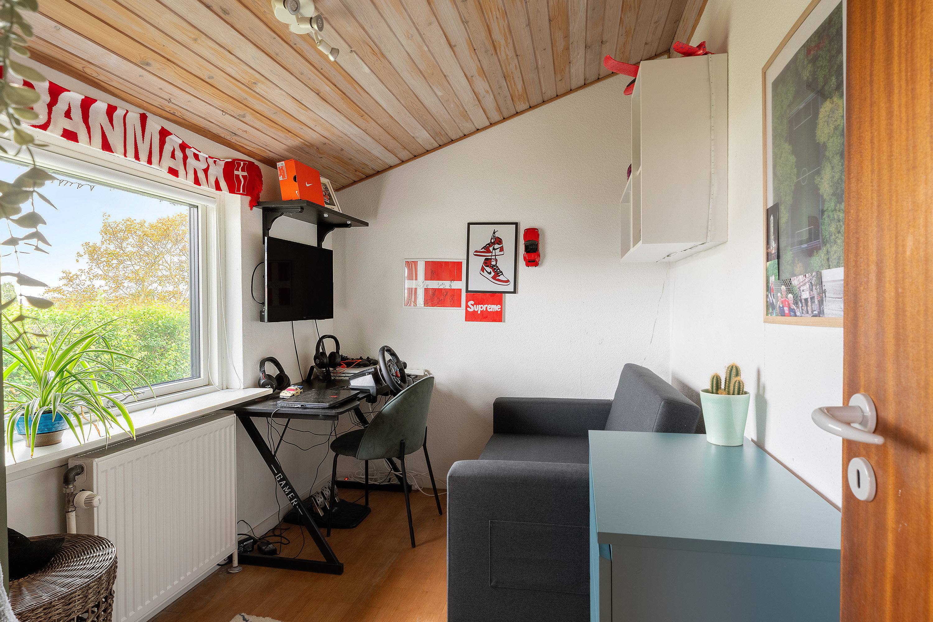 Fremhævet stue billede i fuldskærmstilstand. Billede af Ryvangsalle 2, 8700 Horsens