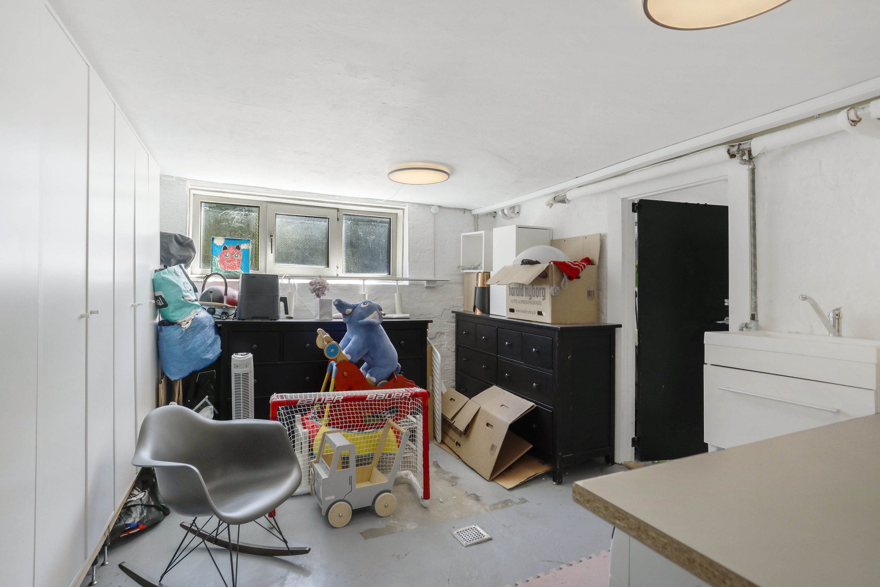 Fremhævet værelse billede i fuldskærmstilstand. Billede af Tværagervej 36, st.., 2300 København S