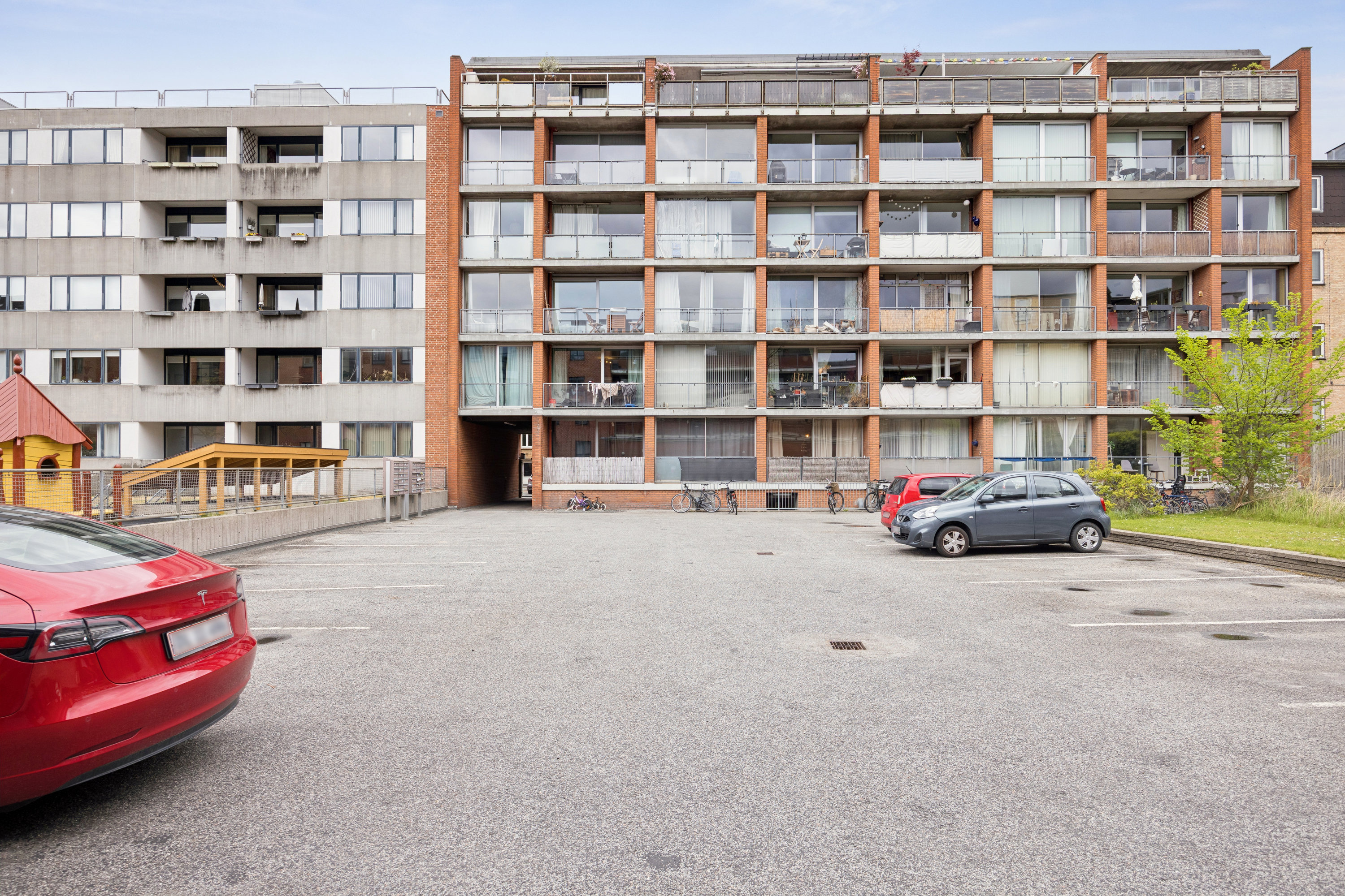 Fremhævet andet billede i fuldskærmstilstand. Billede af Wilkensvej 7, st.. tv., 2000 Frederiksberg