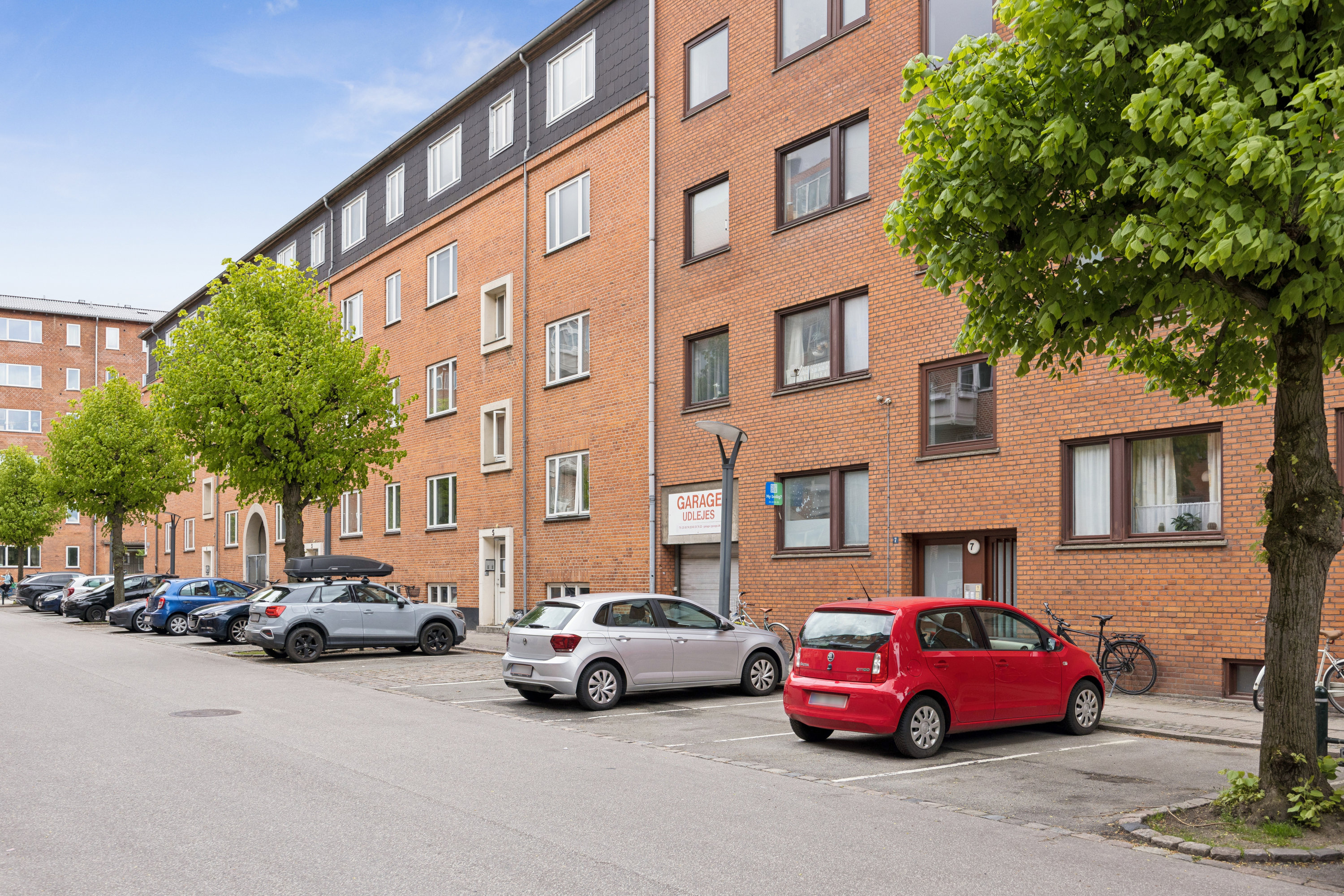 Fremhævet andet billede i fuldskærmstilstand. Billede af Wilkensvej 7, st.. tv., 2000 Frederiksberg