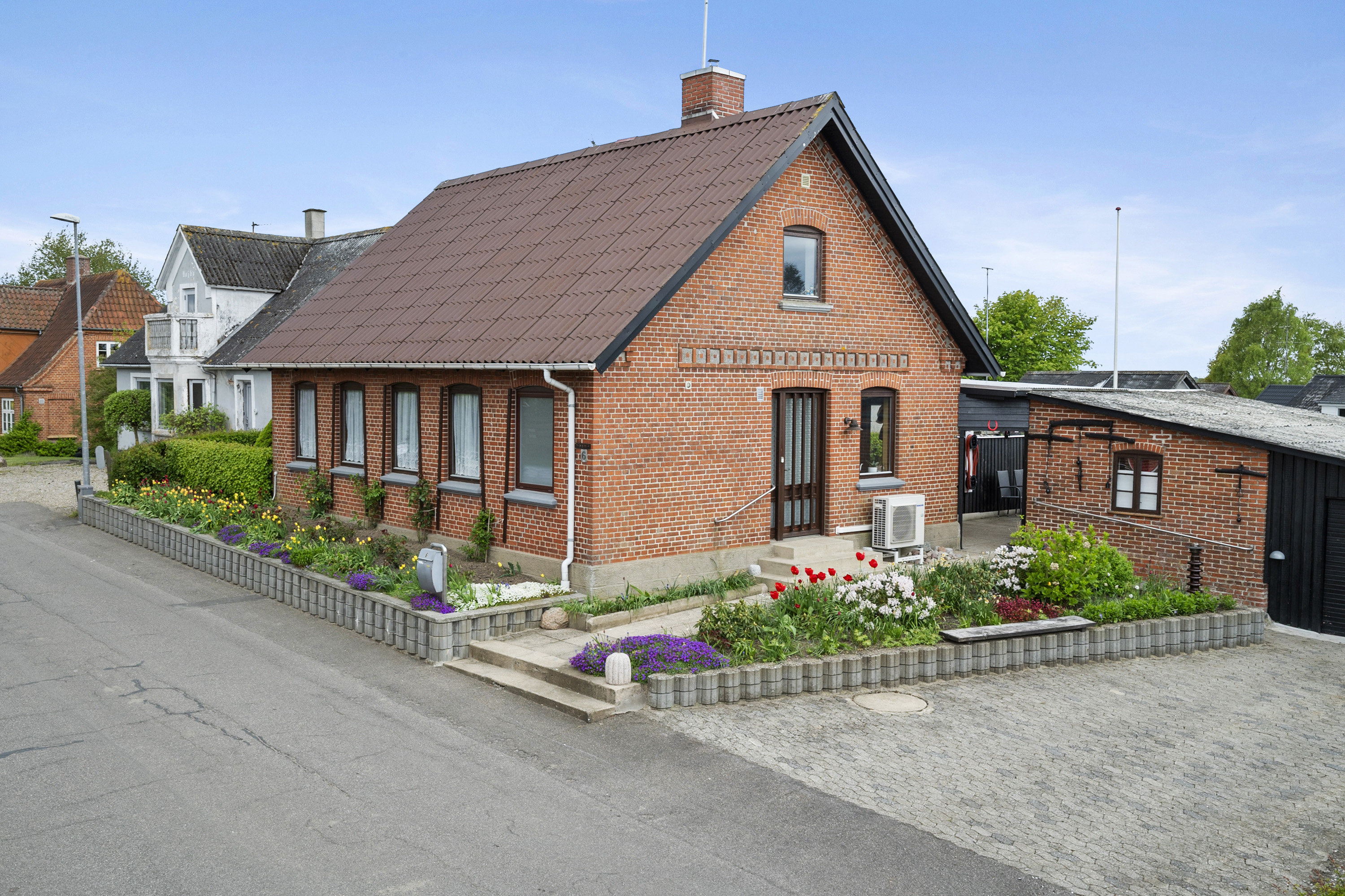 Blæsbjergvej 6, 7150 Barrit