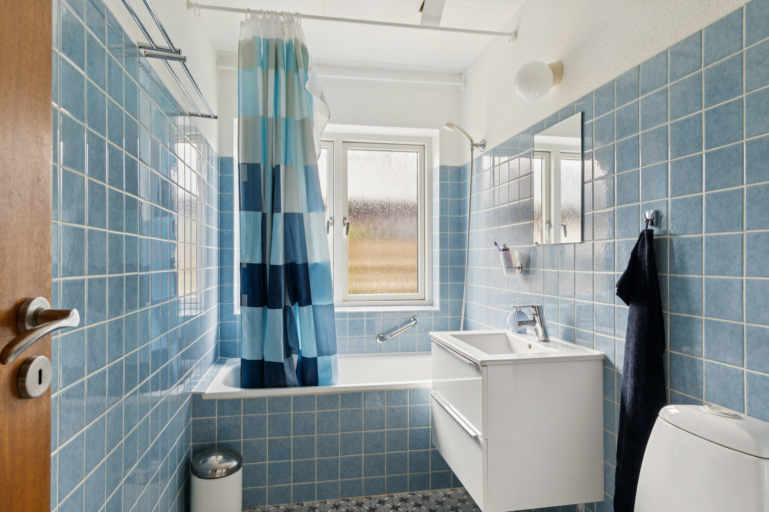 Fremhævet badeværelse billede i fuldskærmstilstand. Billede af Margrethevej 3, 4250 Fuglebjerg