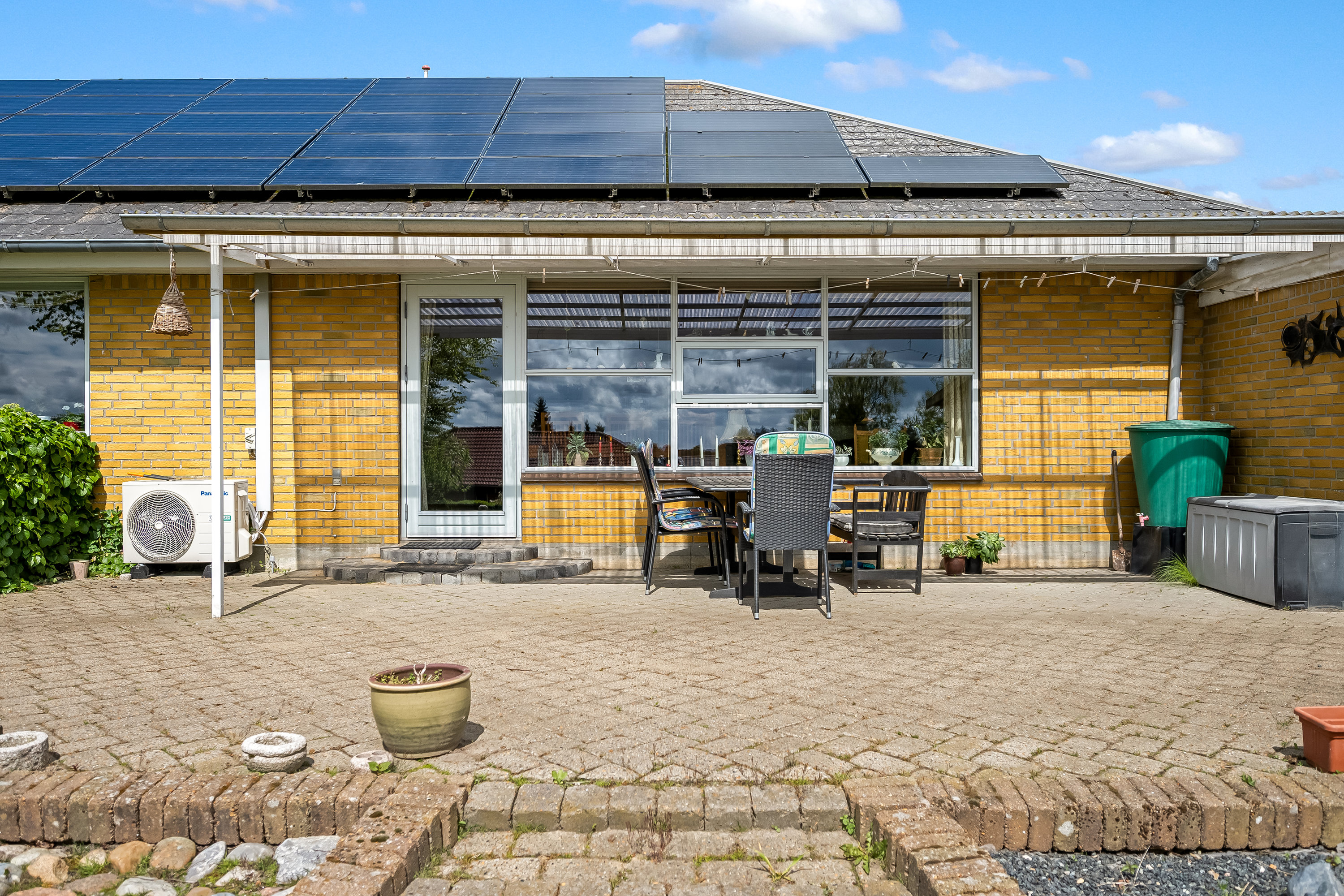 Fremhævet terrasse billede i fuldskærmstilstand. Billede af Porsevej 6, Horne, 6800 Varde