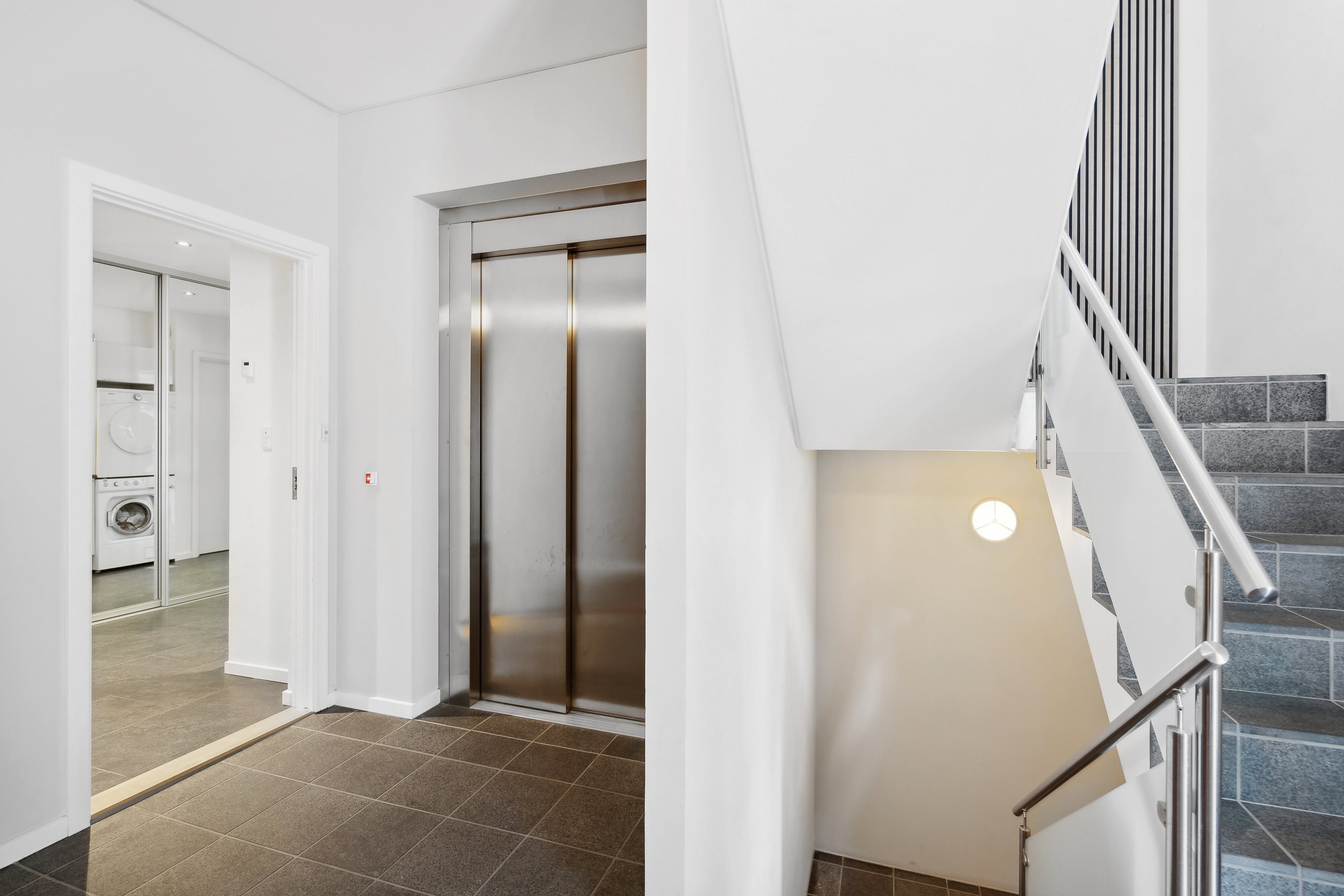 Fremhævet indgang billede i fuldskærmstilstand. Billede af Skovparken 46, st.. th., 6200 Aabenraa