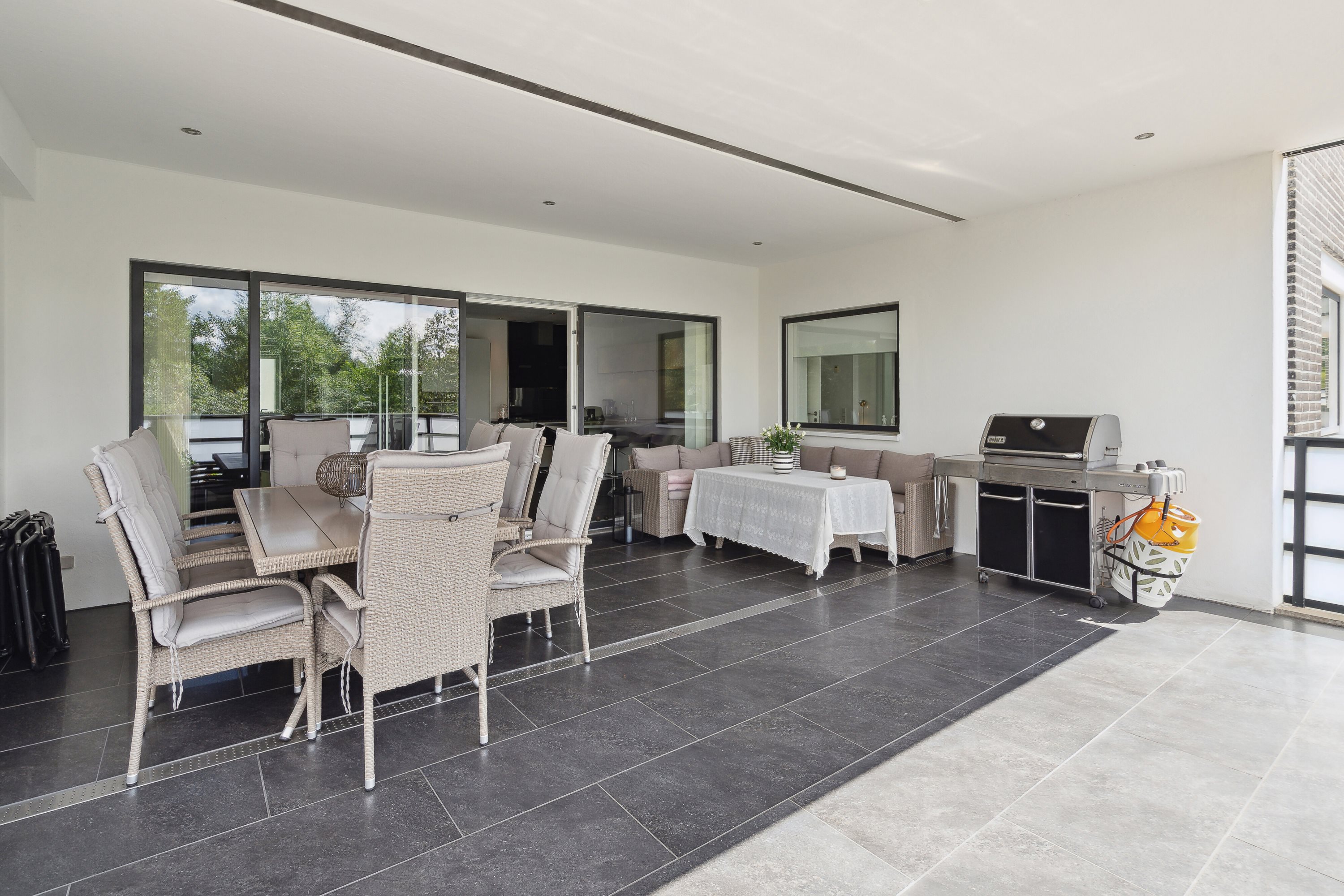 Fremhævet terrasse billede i fuldskærmstilstand. Billede af Skovparken 46, st.. th., 6200 Aabenraa