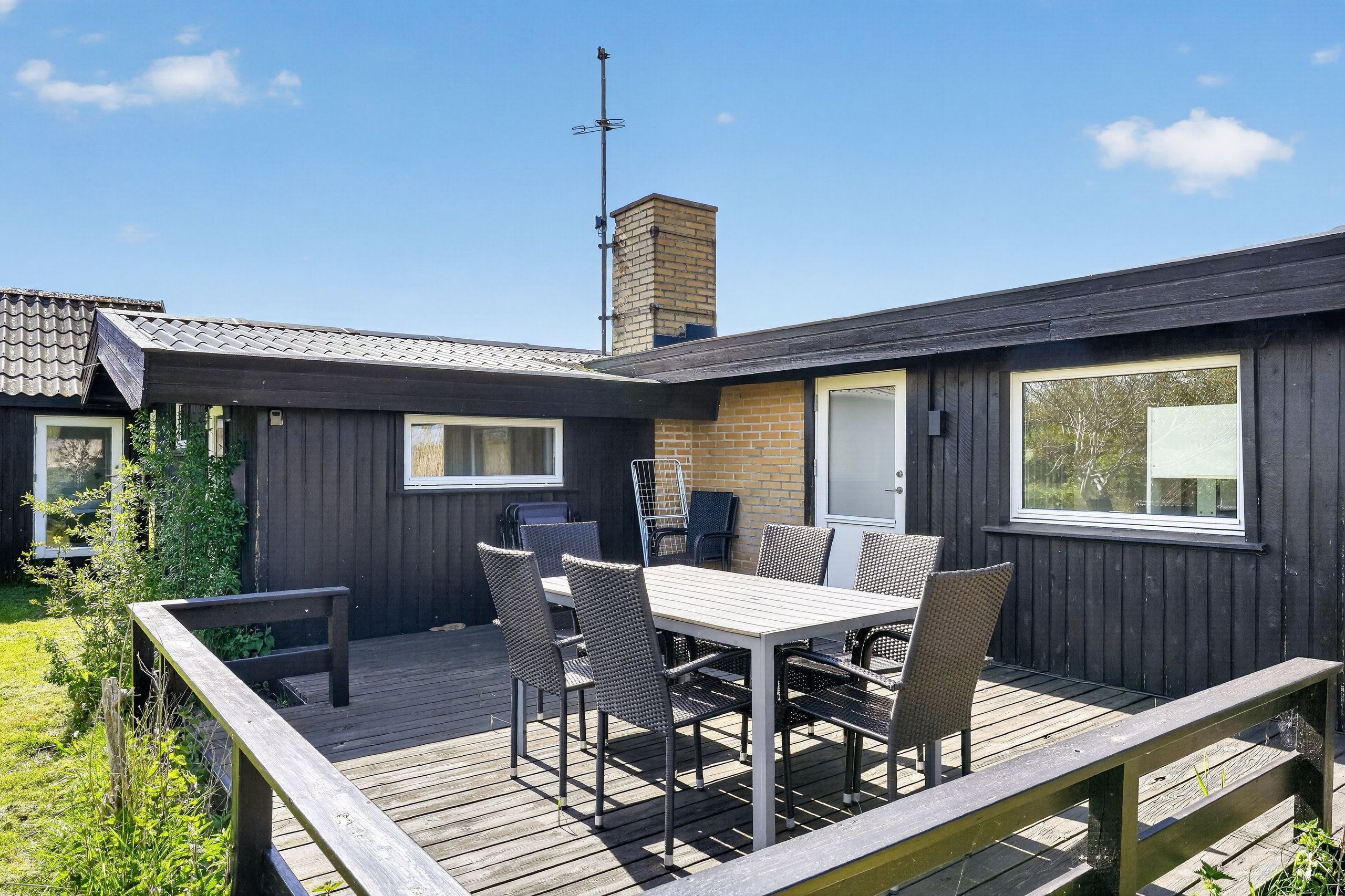Fremhævet terrasse billede i fuldskærmstilstand. Billede af Ørnevej 17, Yderby Lyng, 4583 Sjællands Odde