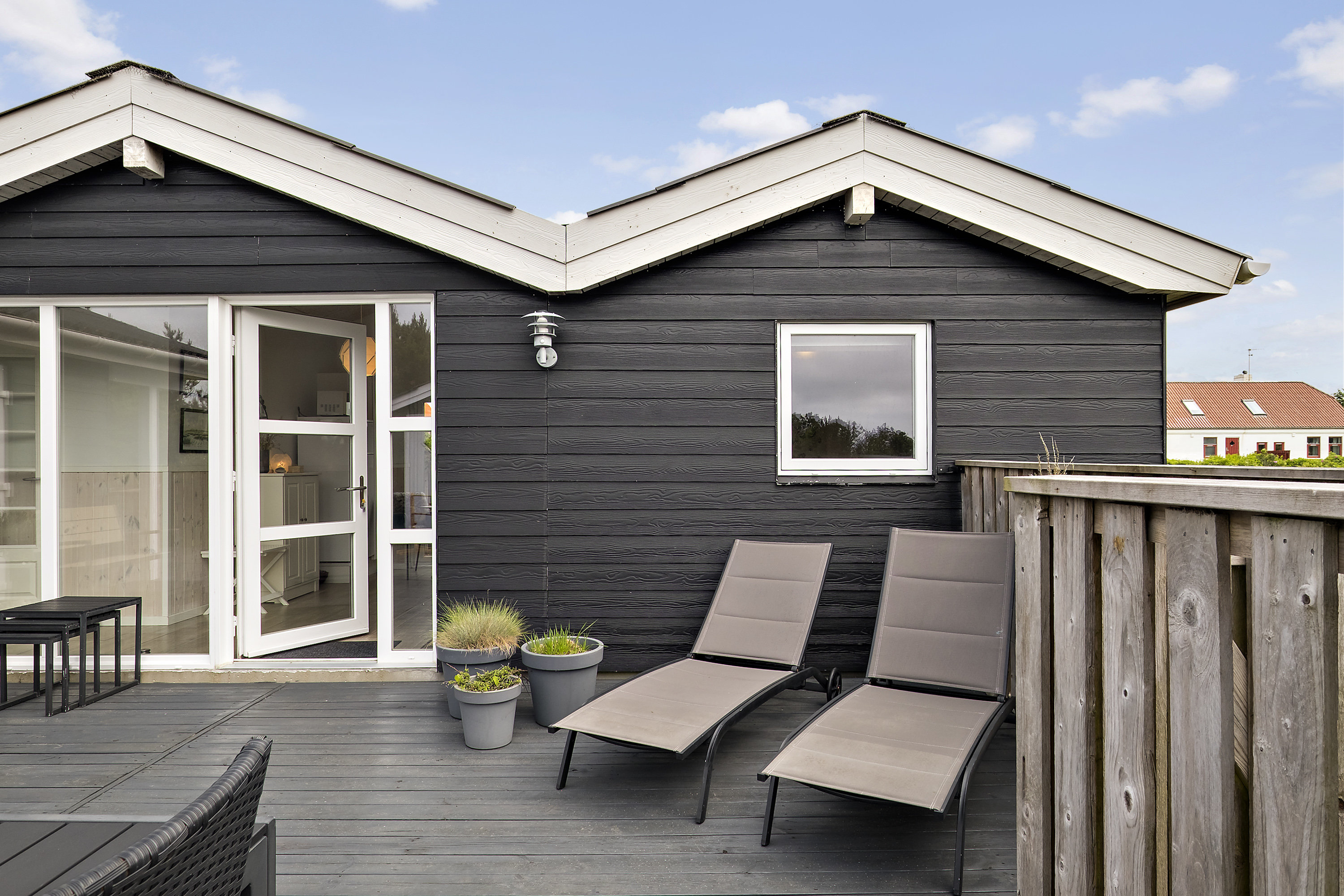Fremhævet terrasse billede i fuldskærmstilstand. Billede af Strandvejen 83A, Lild Strand, 7741 Frøstrup