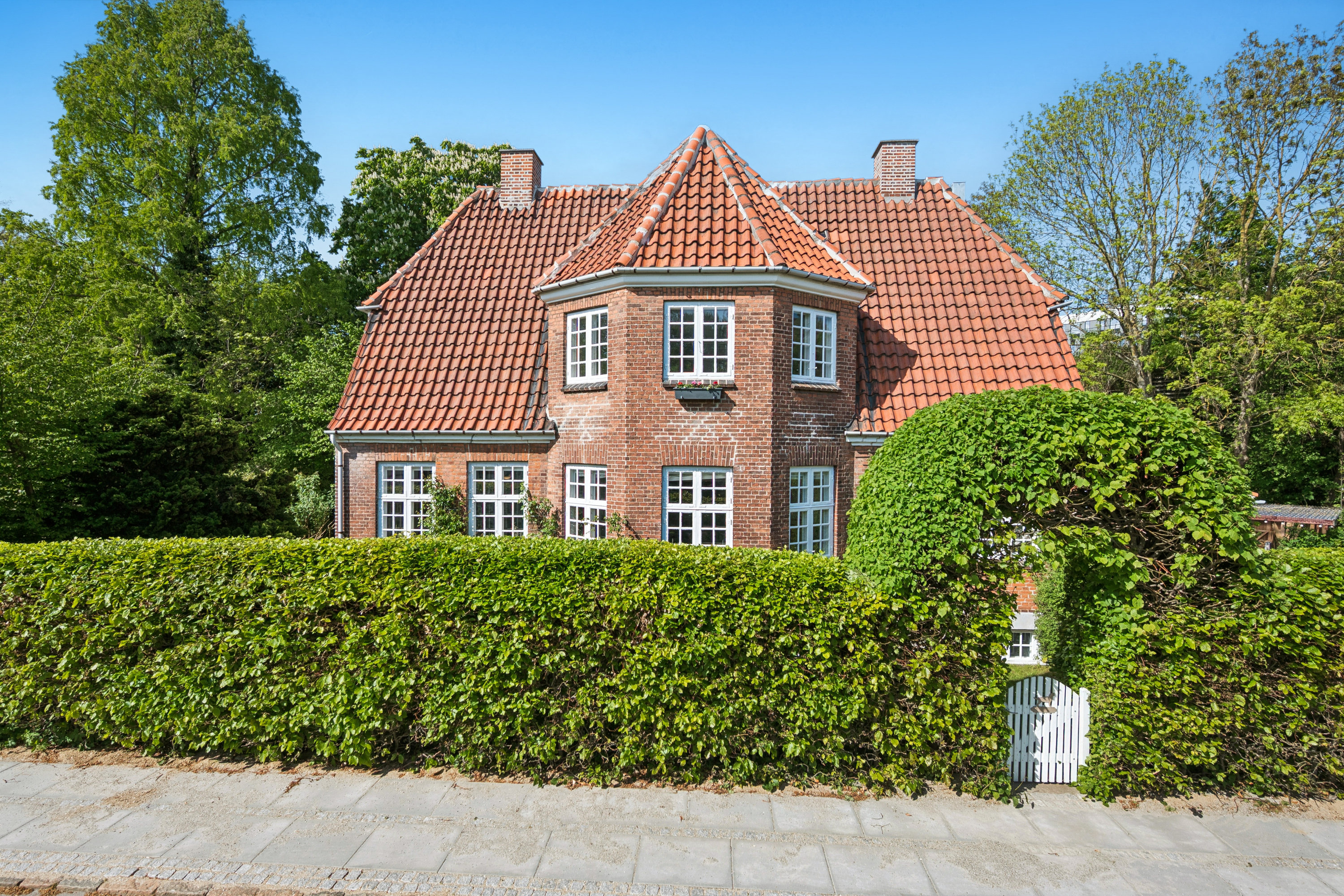 Fremhævet andet billede i fuldskærmstilstand. Billede af Ved Grænsen 48, 2000 Frederiksberg