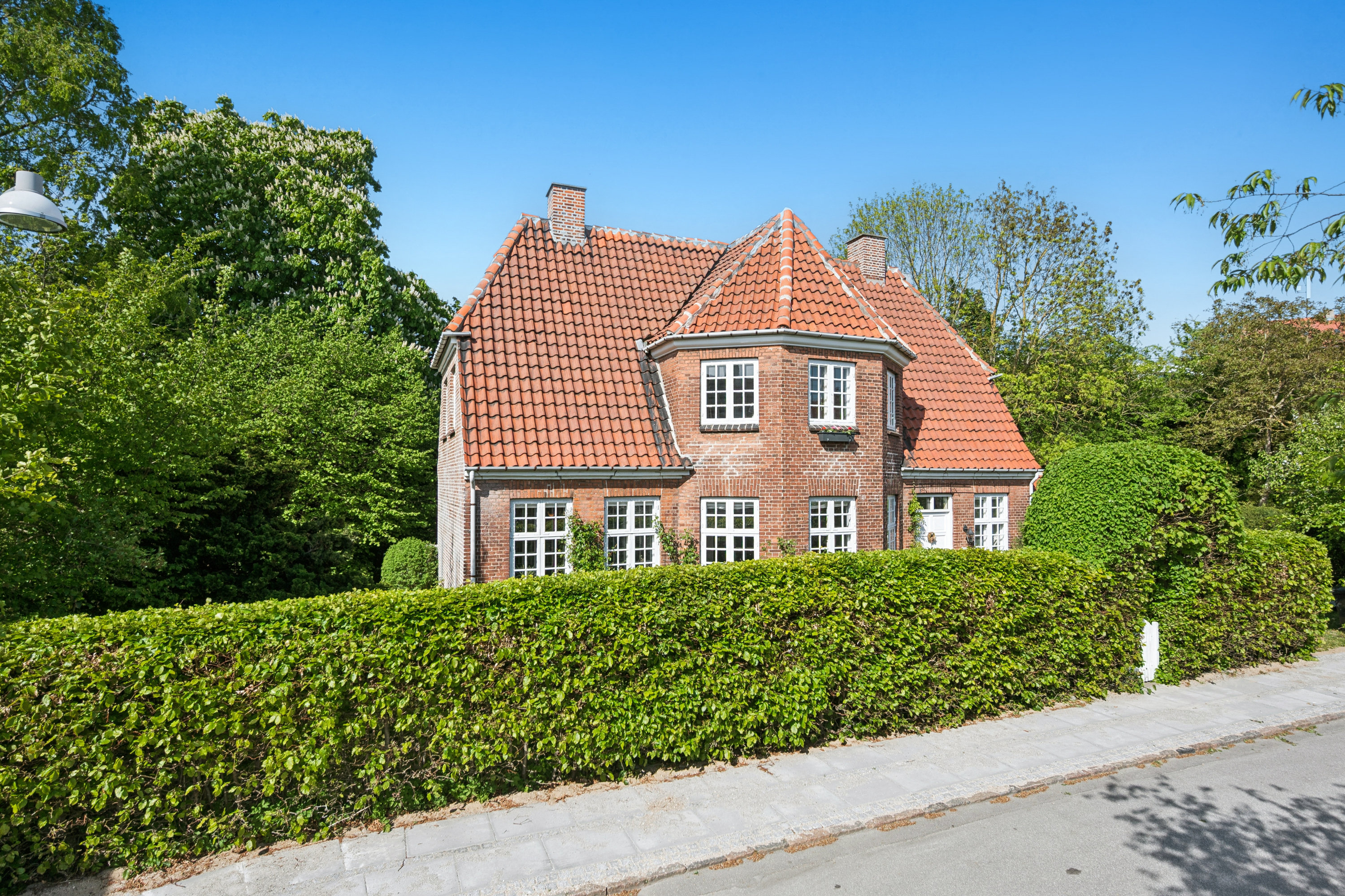 Fremhævet andet billede i fuldskærmstilstand. Billede af Ved Grænsen 48, 2000 Frederiksberg