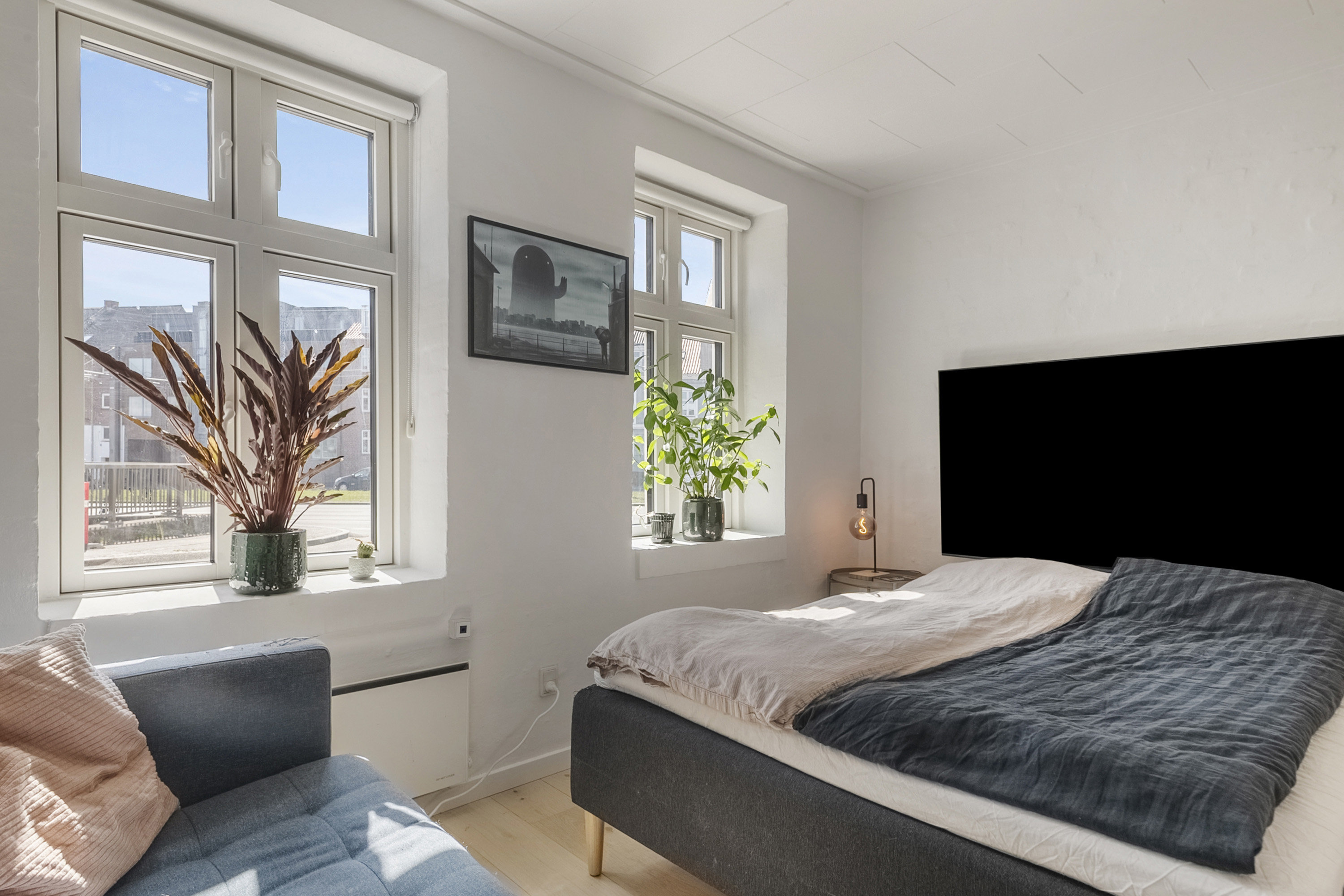 Fremhævet soveværelse billede i fuldskærmstilstand. Billede af Skovvangsvej 3A, st.., 8200 Aarhus N