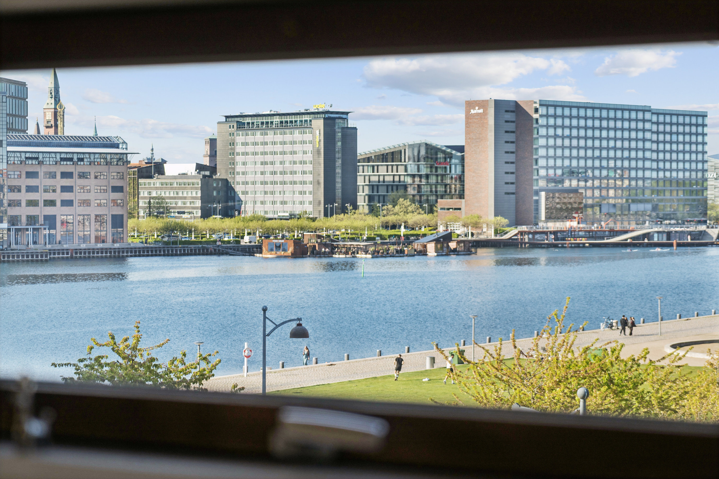 Fremhævet indendørs billede i fuldskærmstilstand. Billede af Islands Brygge 63A, 3. th., 2300 København S