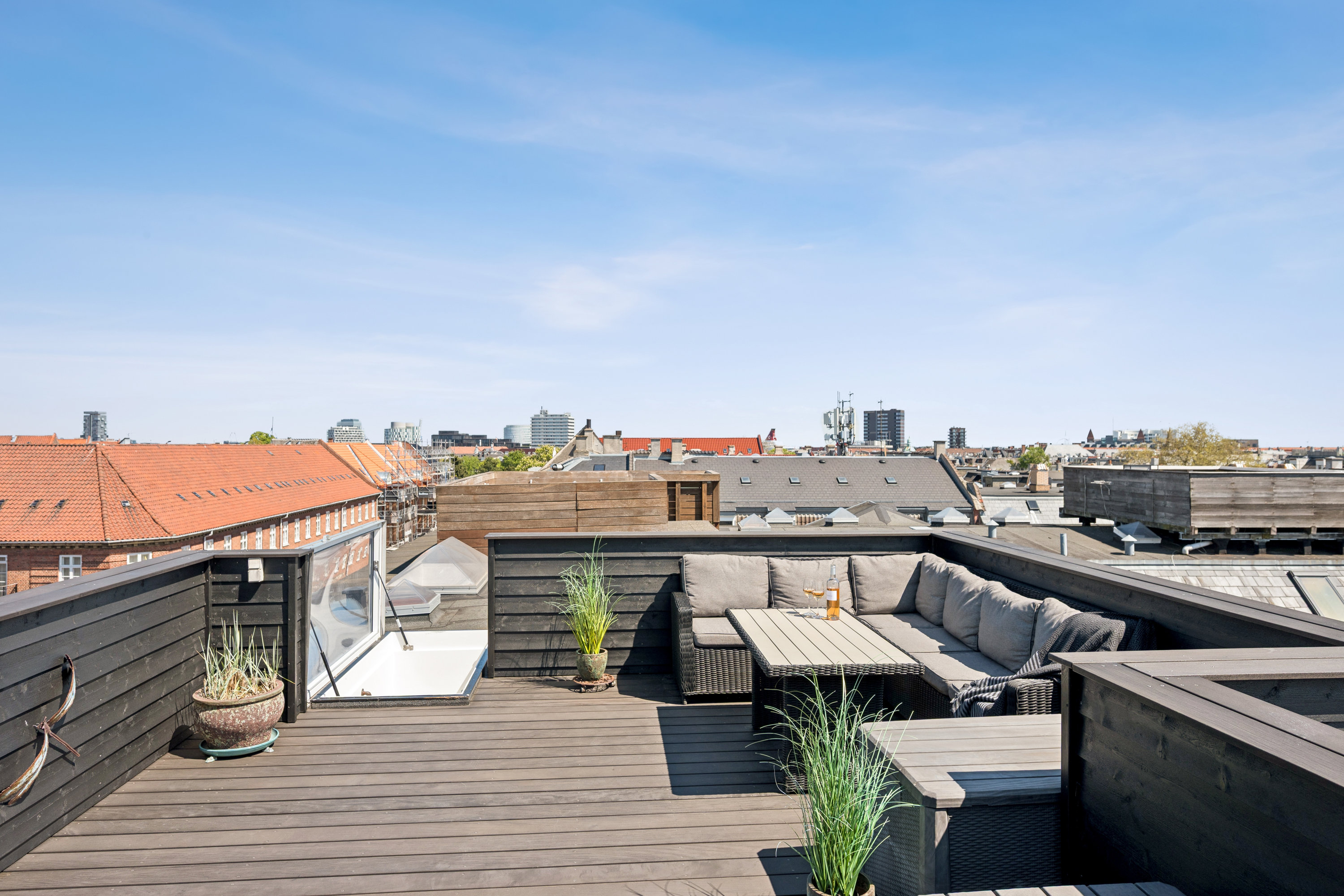 Fremhævet terrasse billede i fuldskærmstilstand. Billede af Odensegade 18, 5., 2100 København Ø