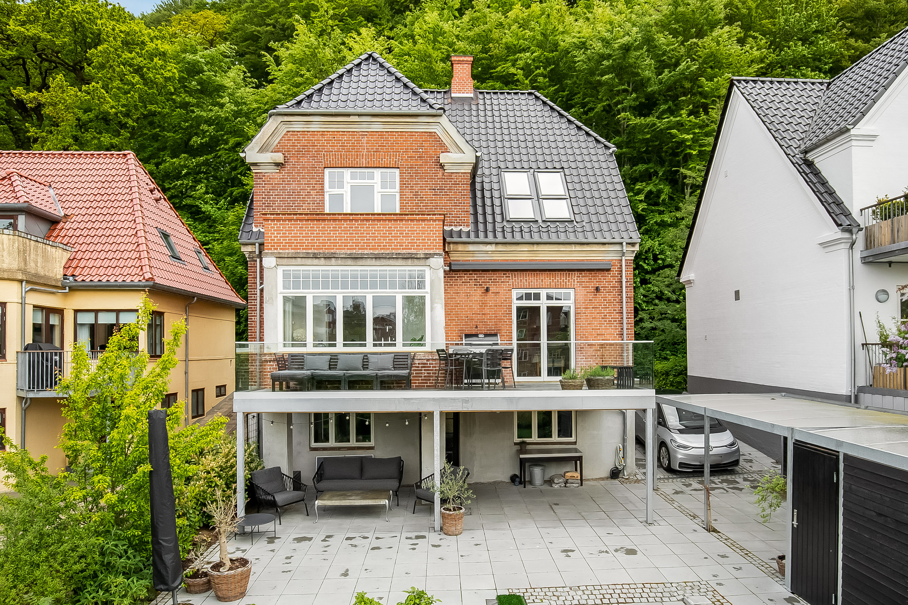 Fremhævet mastefoto billede i fuldskærmstilstand. Billede af Skovvang 24, 7100 Vejle
