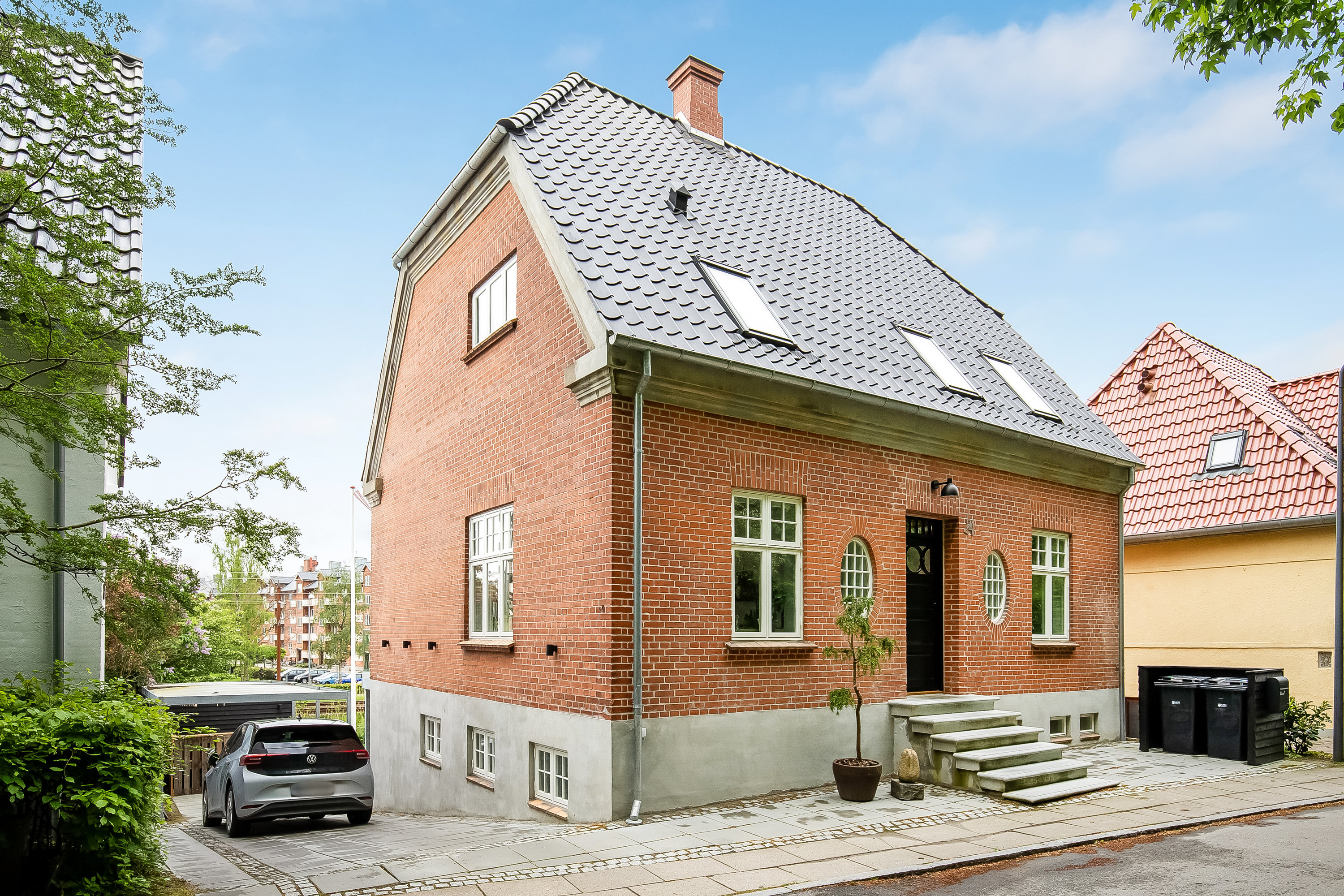 Fremhævet ejendommen billede i fuldskærmstilstand. Billede af Skovvang 24, 7100 Vejle