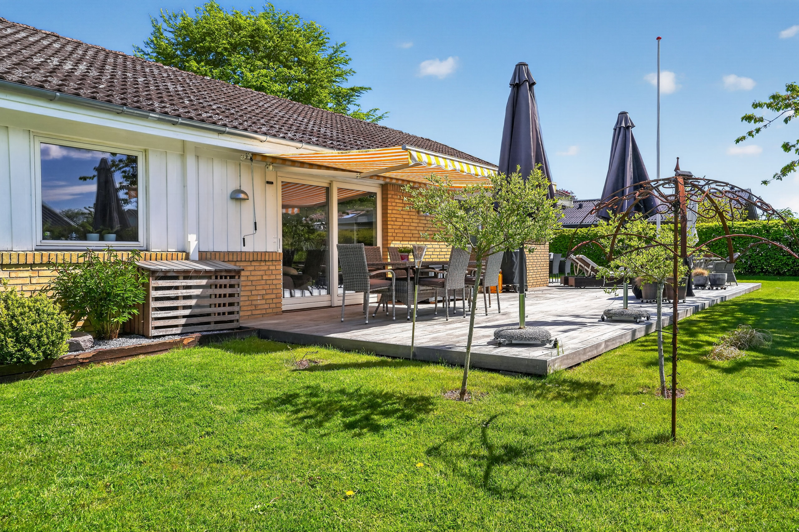 Fremhævet terrasse billede i fuldskærmstilstand. Billede af Vilhelmsro 412, 3480 Fredensborg