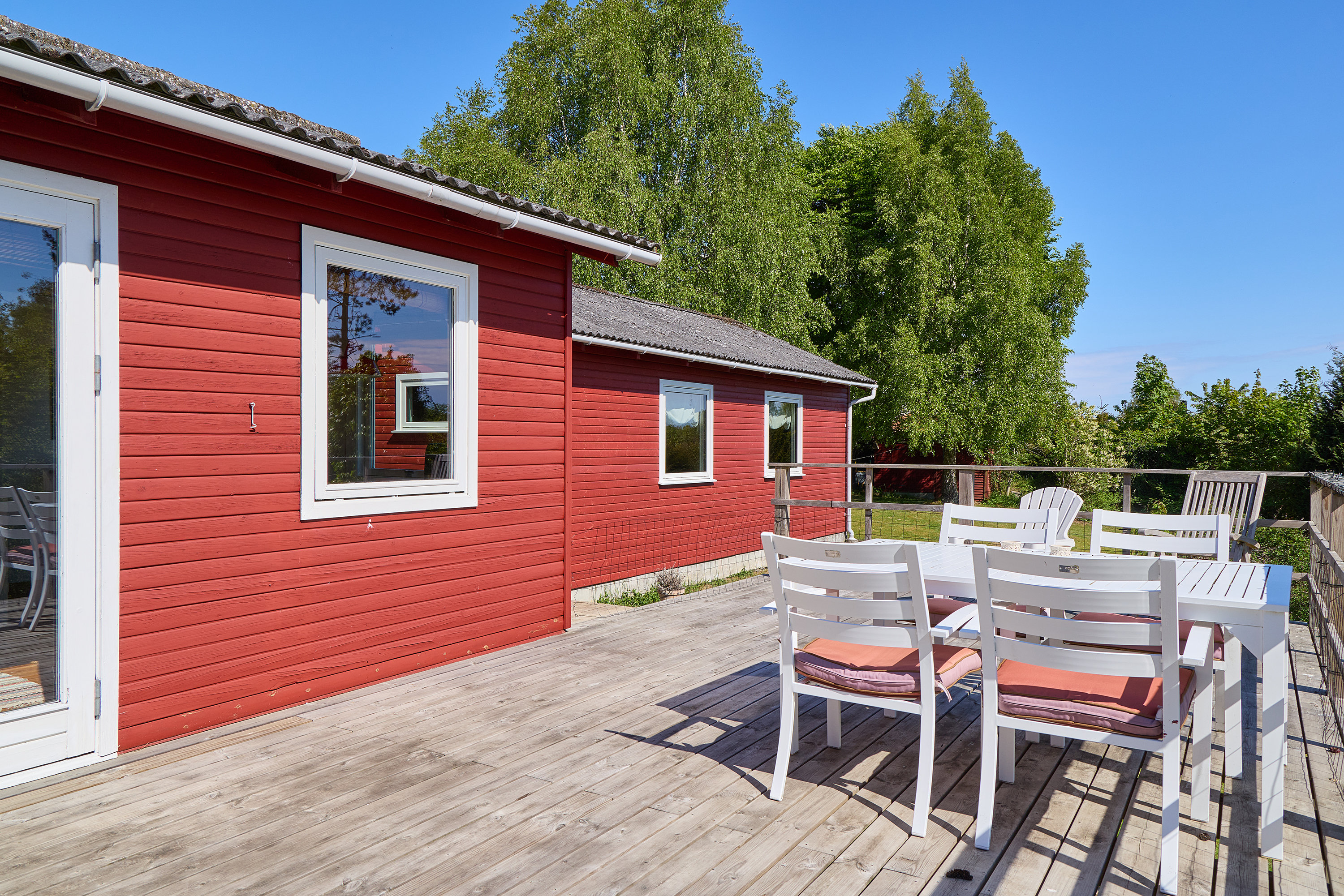 Fremhævet terrasse billede i fuldskærmstilstand. Billede af Slåenvangen 36, Munkerup, 3120 Dronningmølle