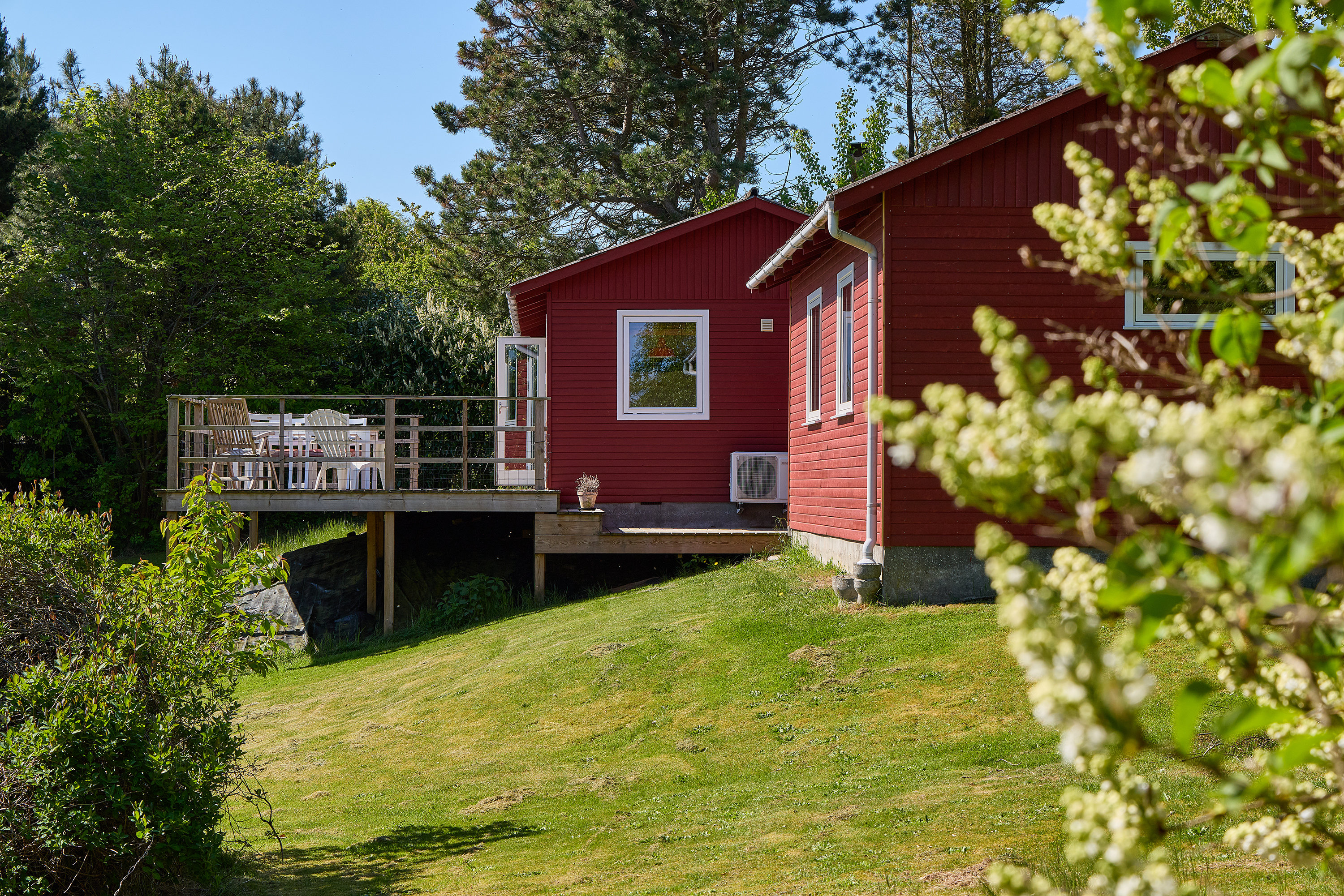 Fremhævet ejendommen billede i fuldskærmstilstand. Billede af Slåenvangen 36, Munkerup, 3120 Dronningmølle