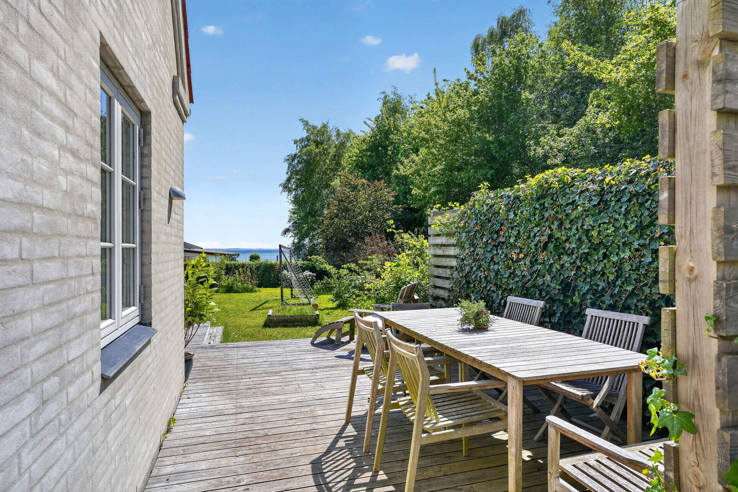 Fremhævet terrasse billede i fuldskærmstilstand. Billede af Svelnavej 5, 4581 Rørvig