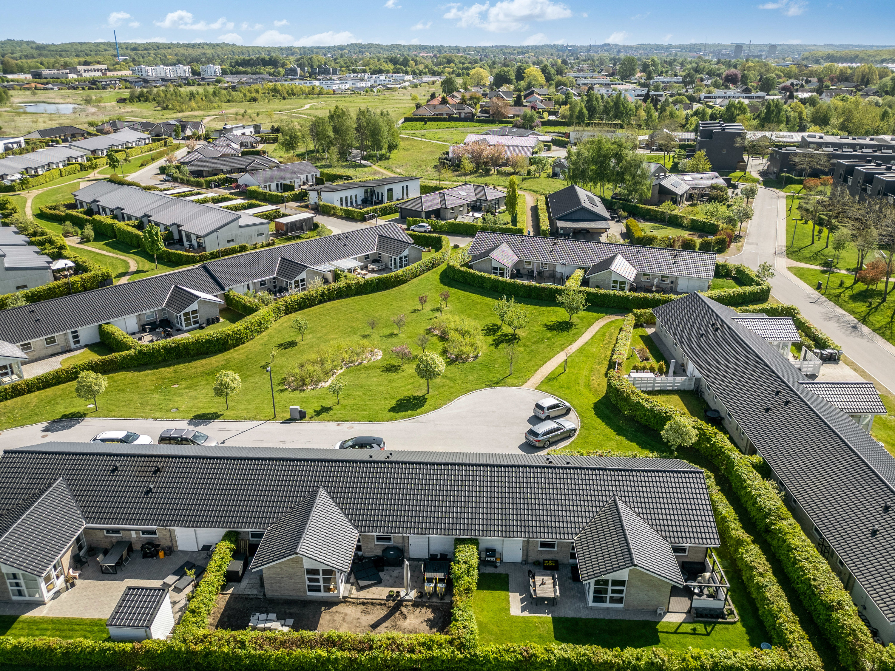 Fremhævet andet billede i fuldskærmstilstand. Billede af Solbuen 19, 3400 Hillerød