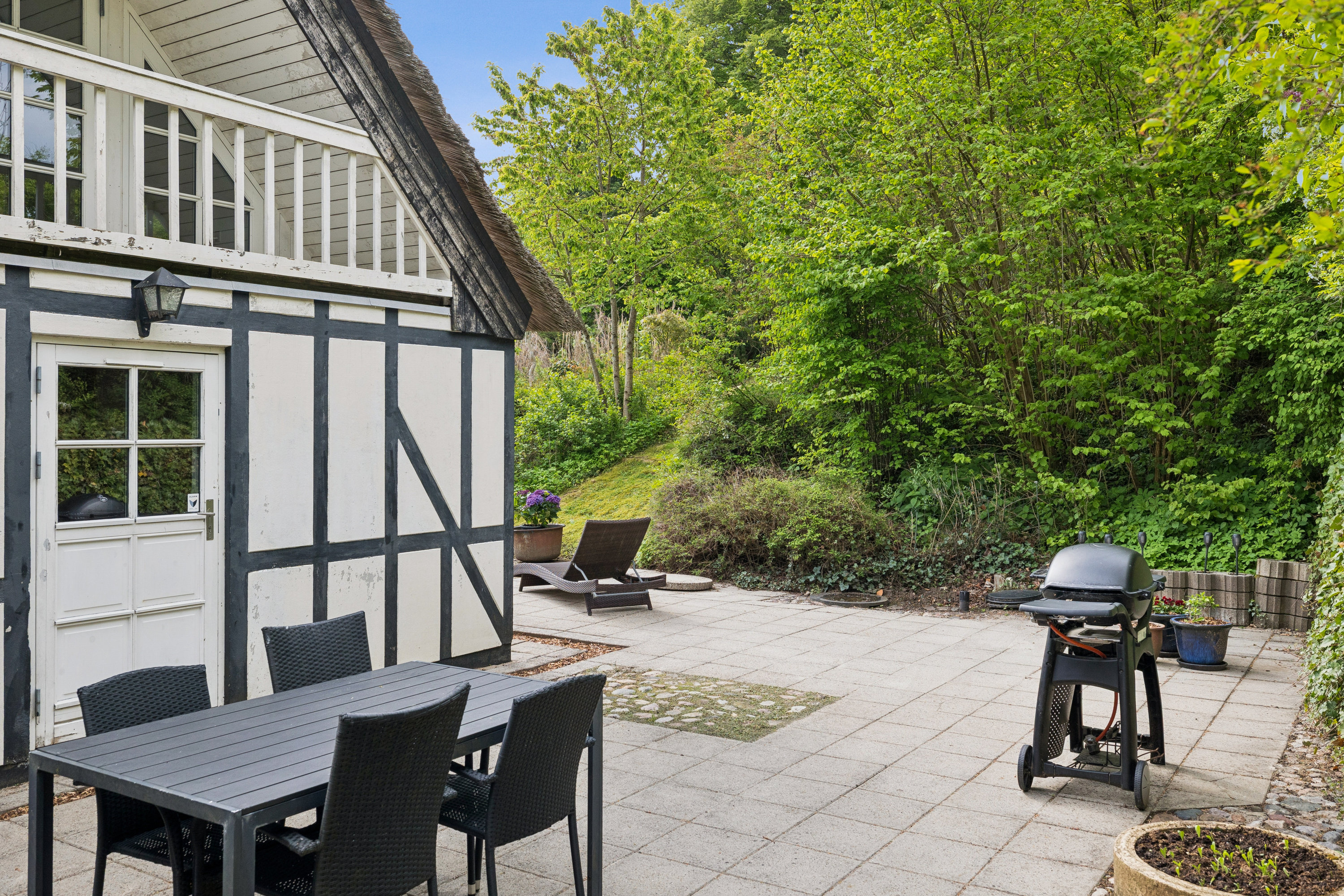 Fremhævet terrasse billede i fuldskærmstilstand. Billede af Båstrupgyde 6, Båstrup, 8660 Skanderborg