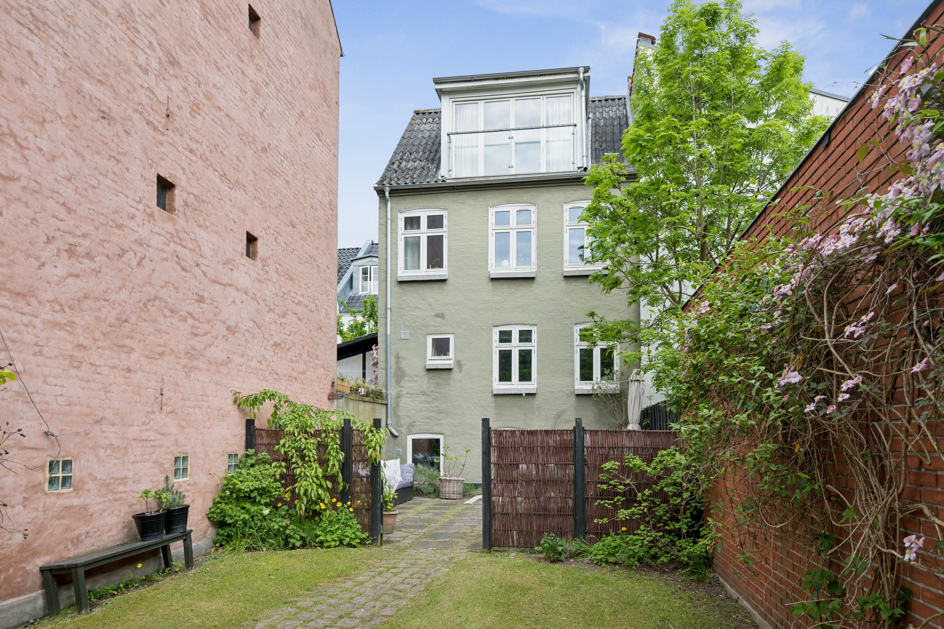 Fremhævet andet billede i fuldskærmstilstand. Billede af Kærlighedsstien 5+5A, 8000 Aarhus C