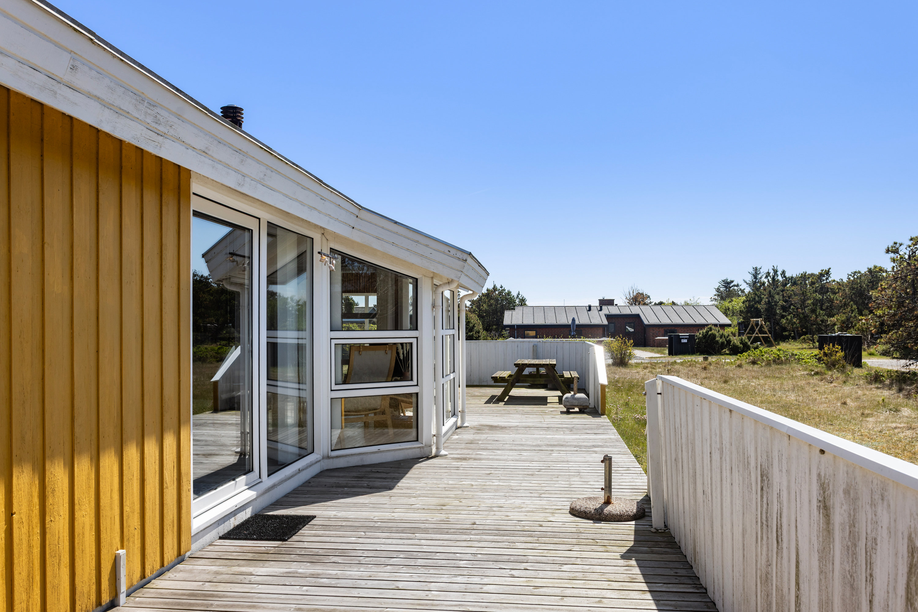 Fremhævet terrasse billede i fuldskærmstilstand. Billede af Sigridsvej 4, Lyngså, 9300 Sæby