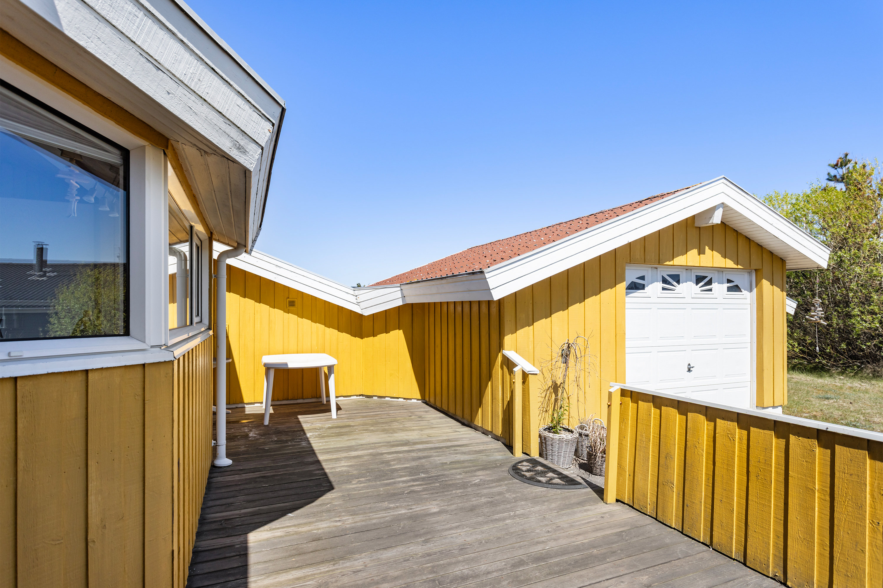 Fremhævet terrasse billede i fuldskærmstilstand. Billede af Sigridsvej 4, Lyngså, 9300 Sæby