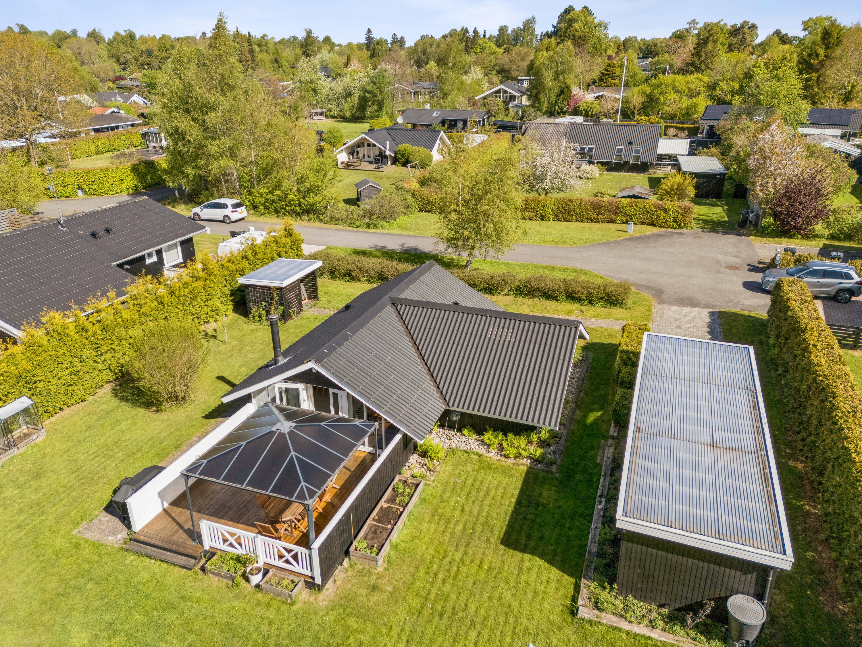 Fremhævet luftfoto billede i fuldskærmstilstand. Billede af Gøgevej 34, 3120 Dronningmølle
