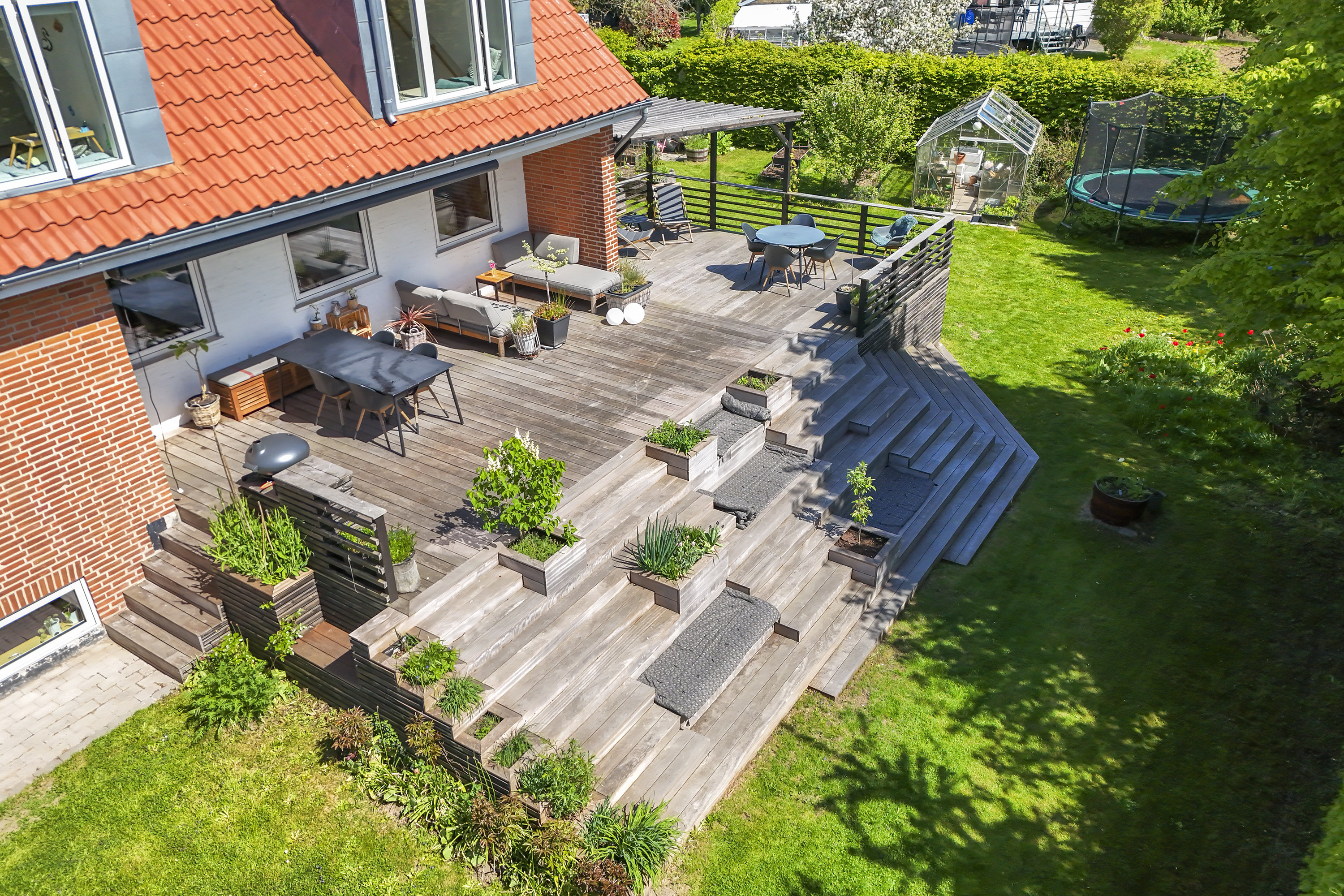 Fremhævet terrasse billede i fuldskærmstilstand. Billede af Byvolden 24, 2740 Skovlunde