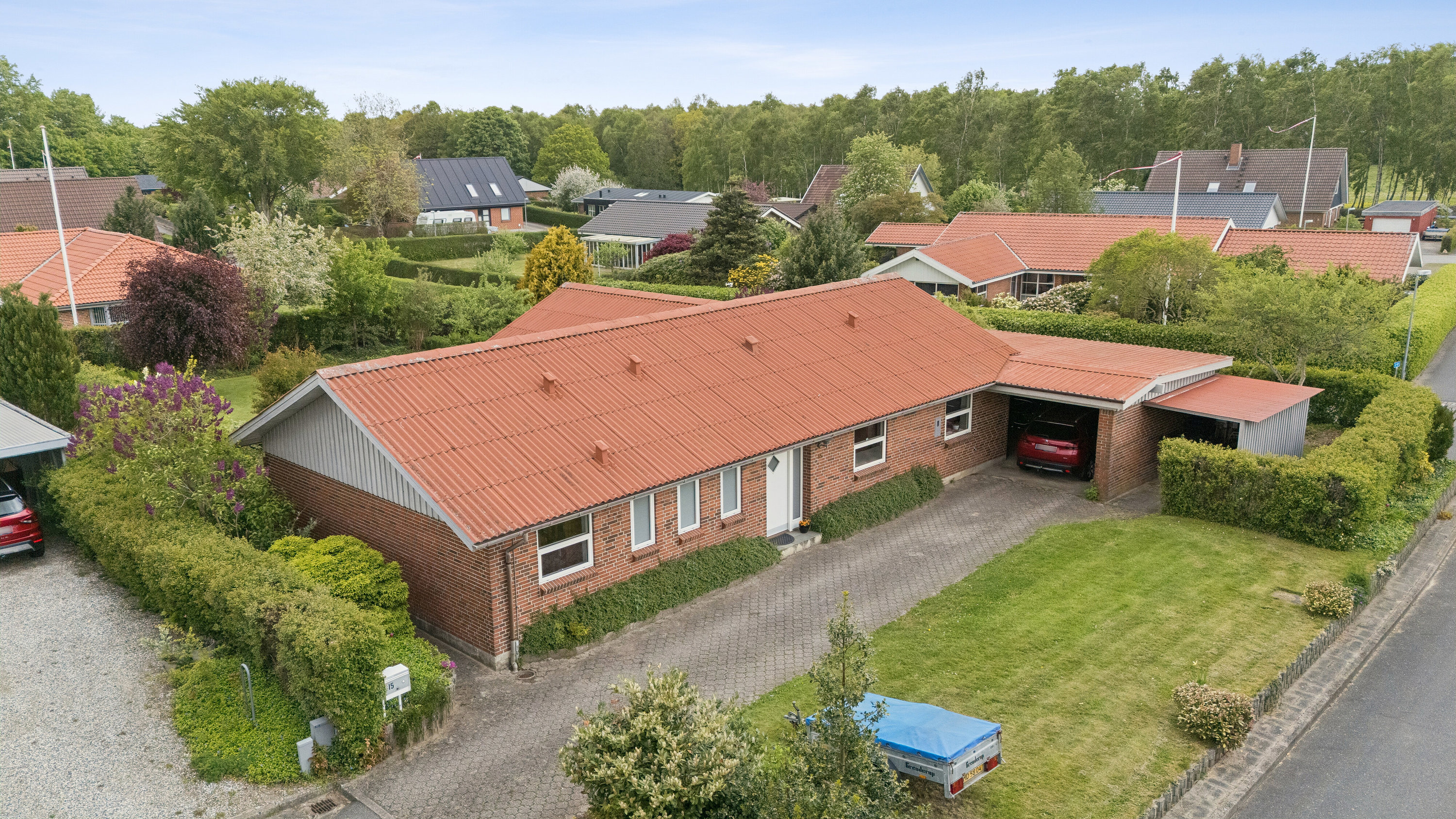 Fremhævet set fra vejen billede i fuldskærmstilstand. Billede af Ystadvej 15, 8600 Silkeborg