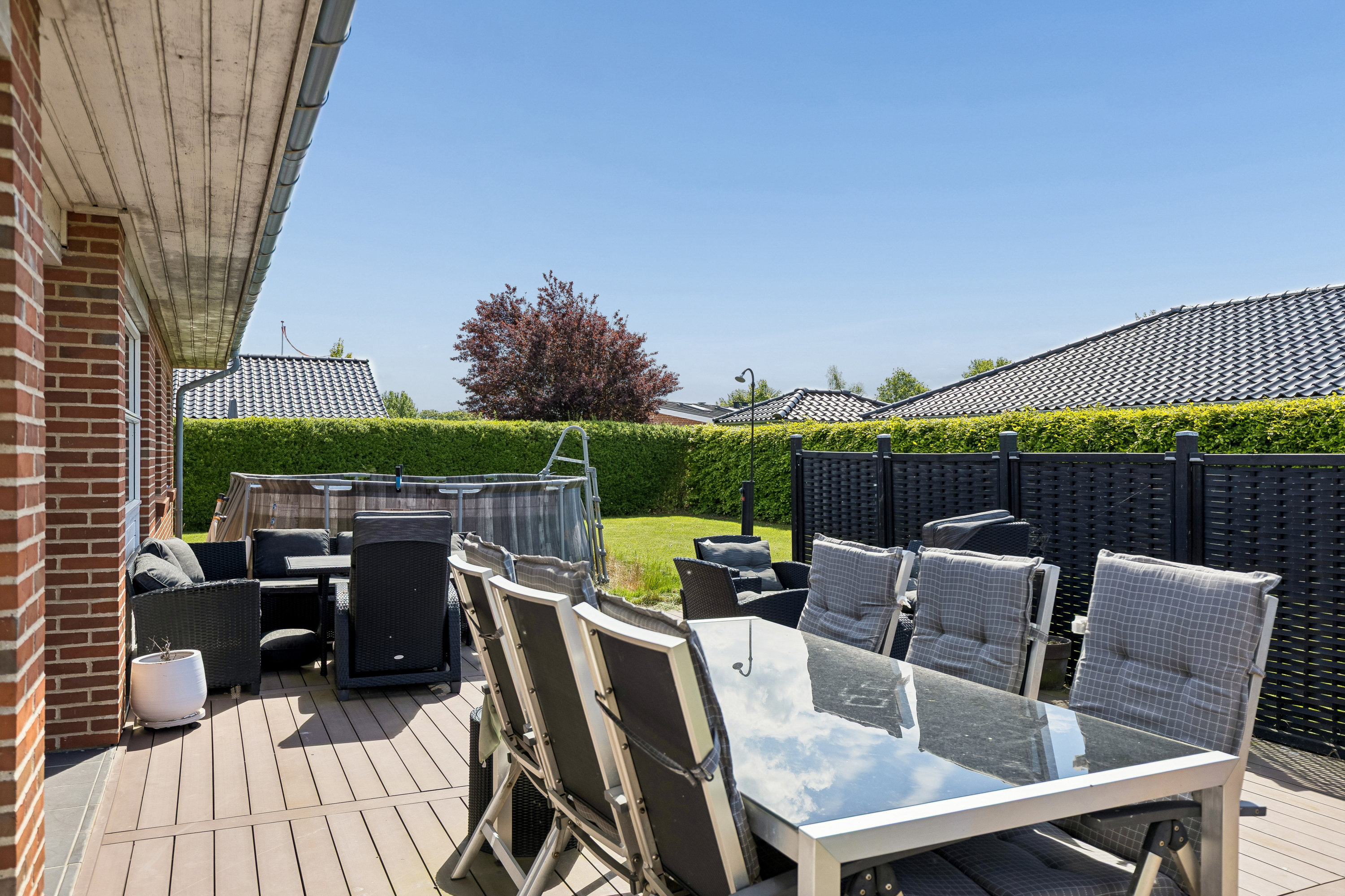 Fremhævet terrasse billede i fuldskærmstilstand. Billede af Elmegårdsvej 25, 4532 Gislinge