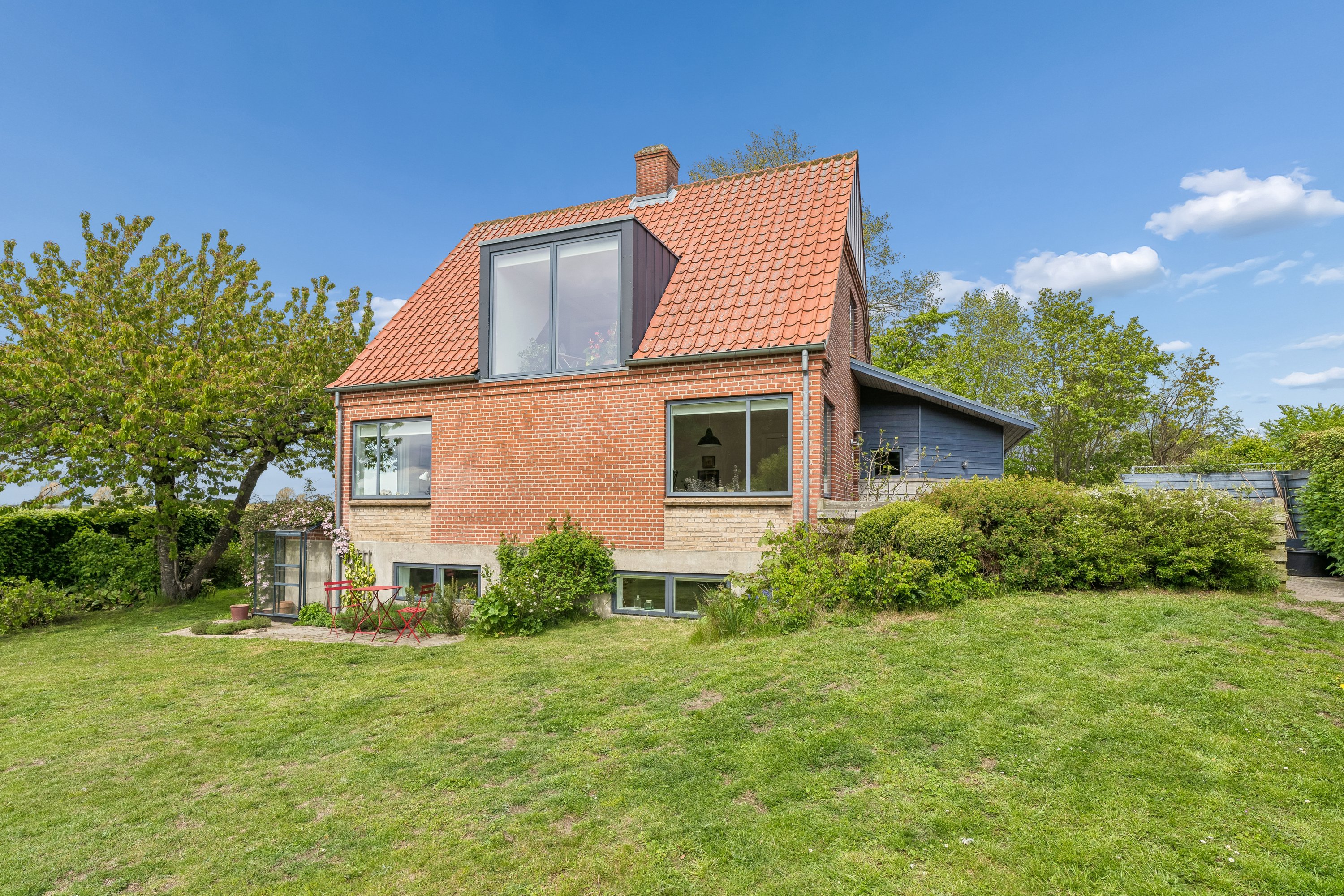 Lindhøjvej 10, Begtrup, 8420 Knebel