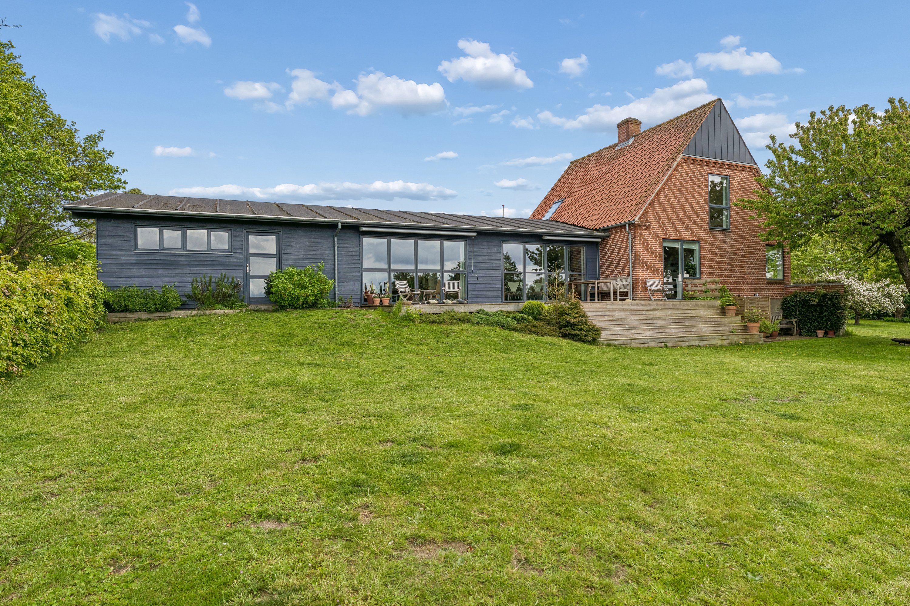 Lindhøjvej 10, Begtrup, 8420 Knebel