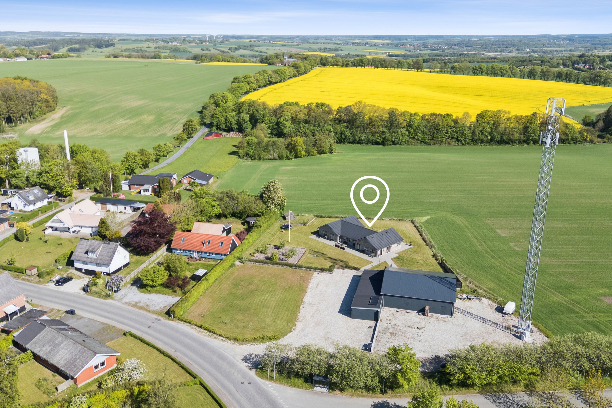 Fremhævet luftfoto billede i fuldskærmstilstand. Billede af Jebjergvej 39, Jebjerg, 8870 Langå