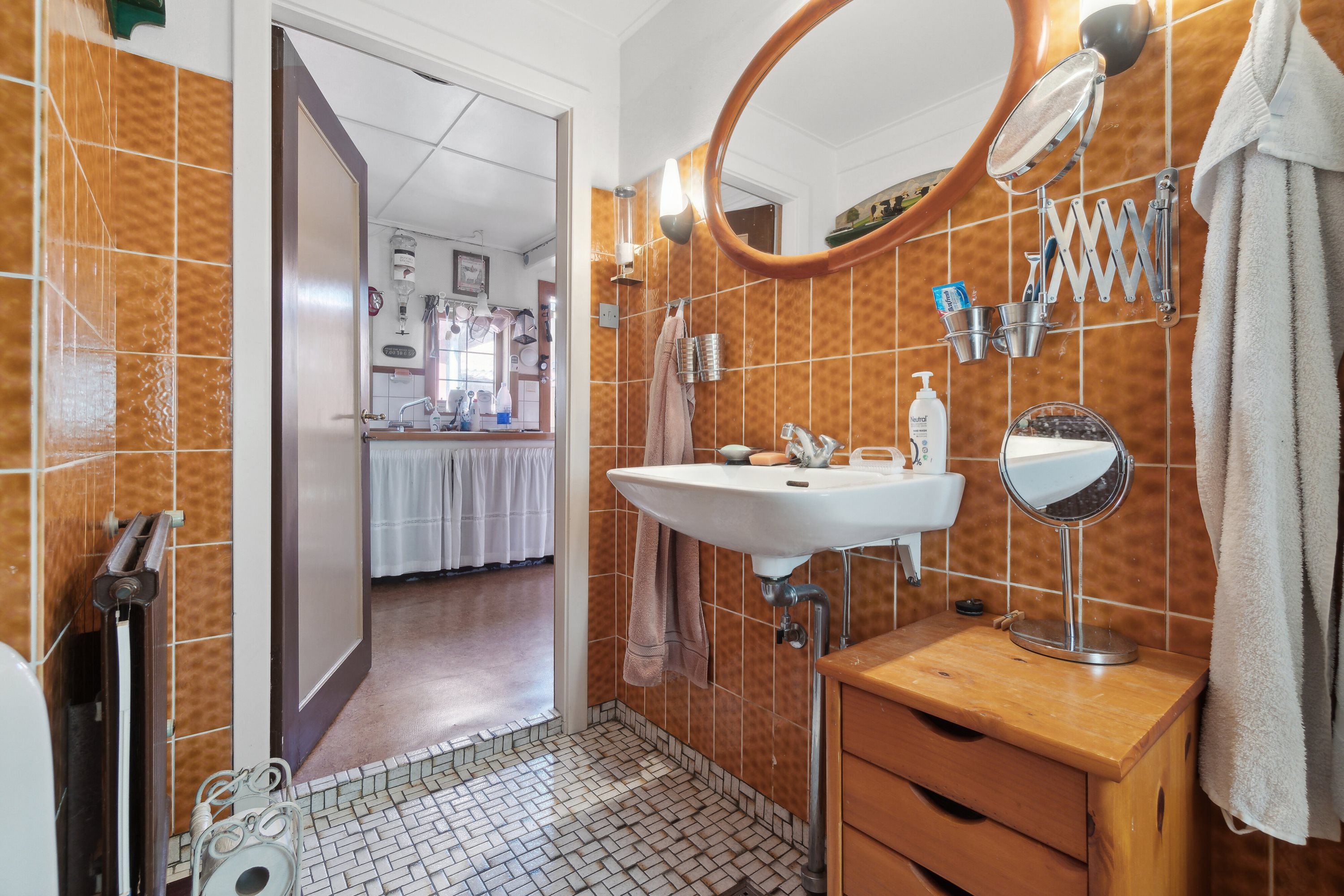 Fremhævet badeværelse billede i fuldskærmstilstand. Billede af Brøddegade 39, 3760 Gudhjem