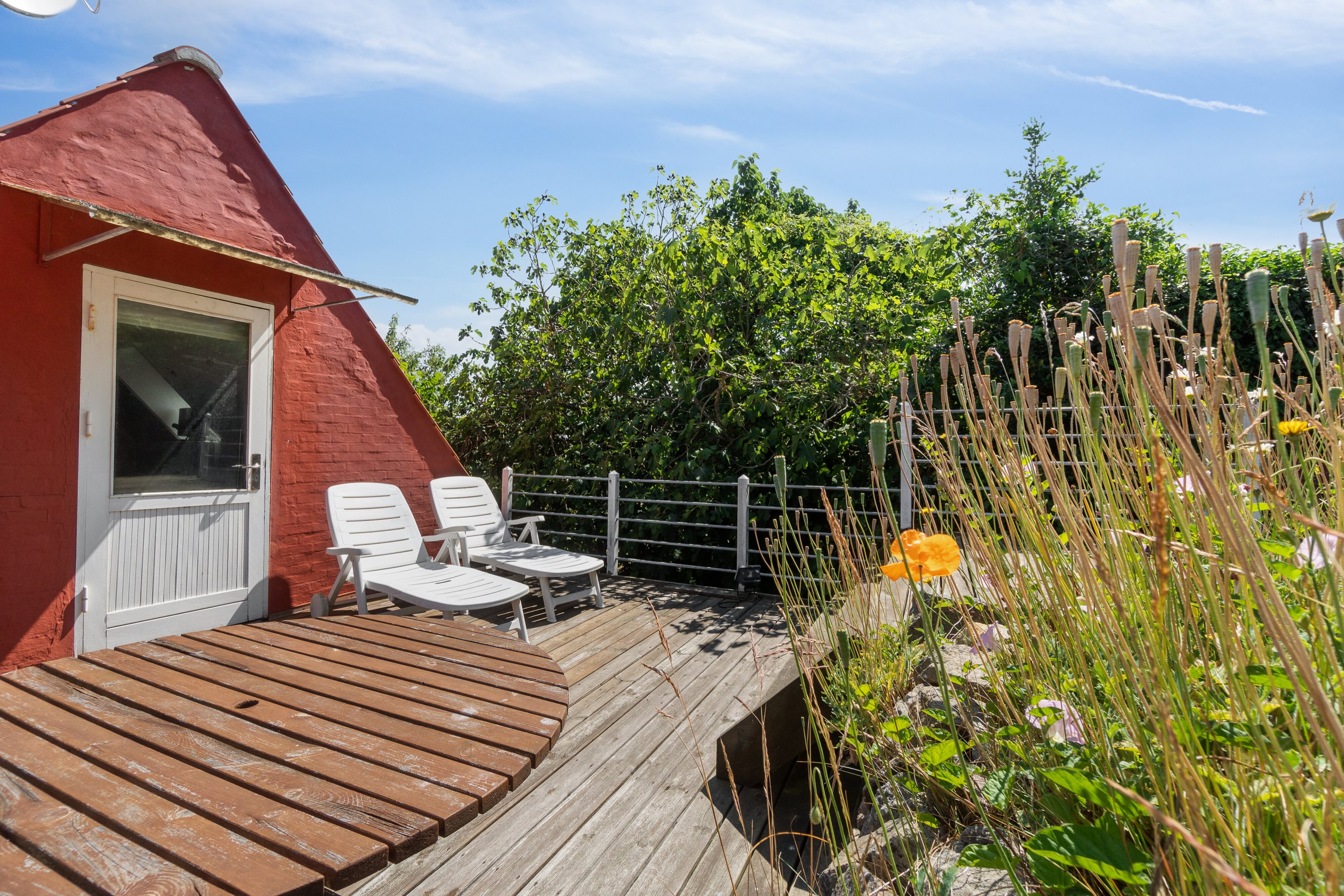 Fremhævet udendørs billede i fuldskærmstilstand. Billede af Brøddegade 39, 3760 Gudhjem