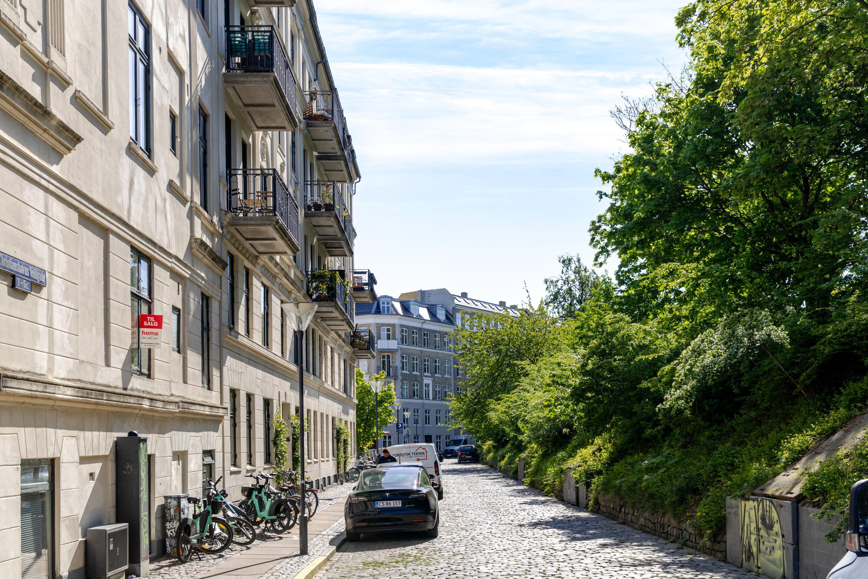 Fremhævet andet billede i fuldskærmstilstand. Billede af Christianshavns Voldgade 3, 5. th., 1424 København K