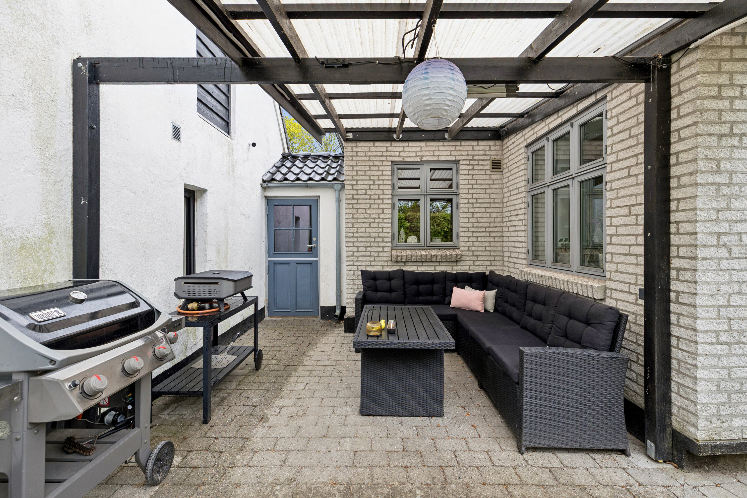 Fremhævet overdækket terrasse billede i fuldskærmstilstand. Billede af Mejlbyvej 87, 9610 Nørager
