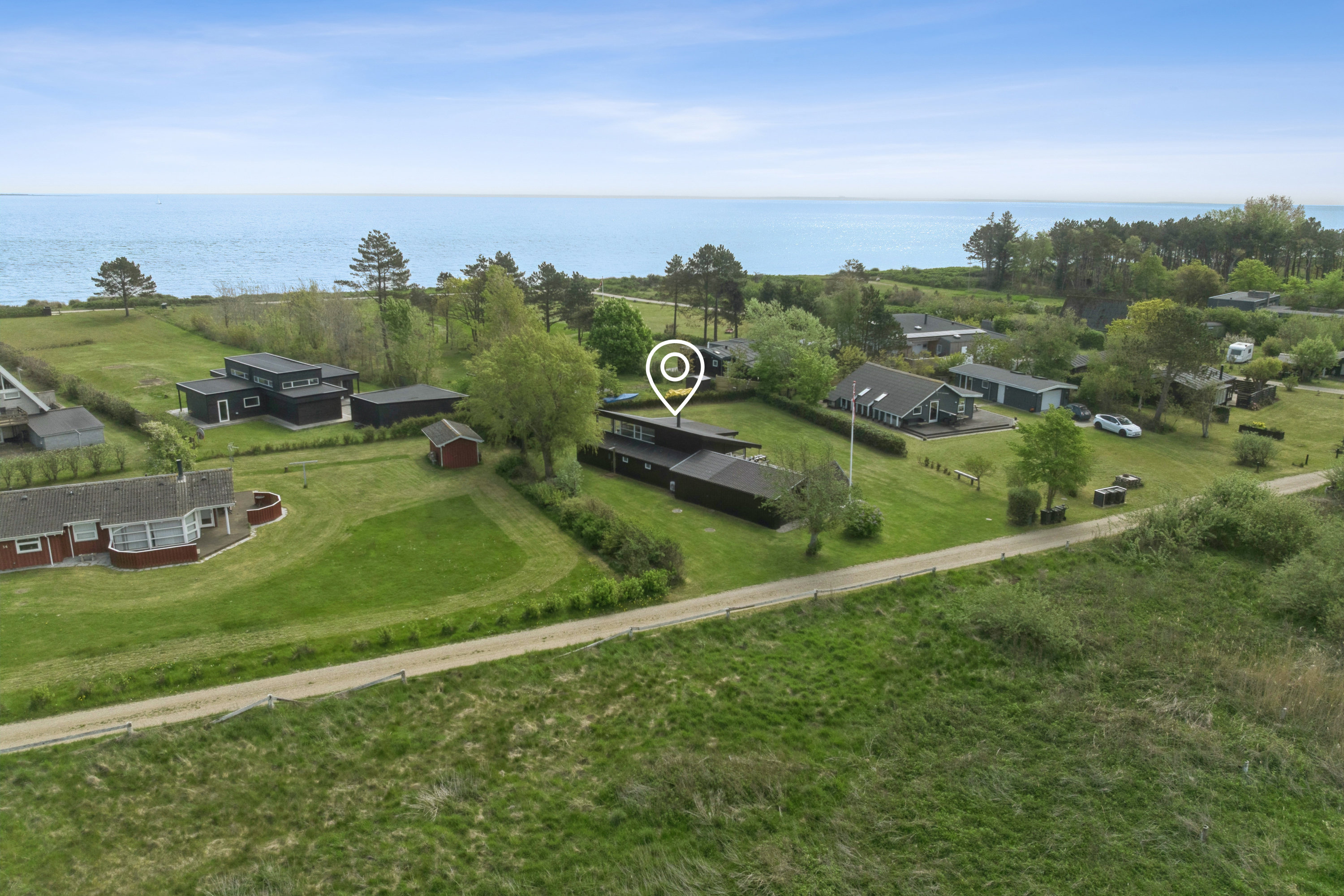 Fremhævet luftfoto billede i fuldskærmstilstand. Billede af Samsøvej 12, Elsegårde, 8400 Ebeltoft