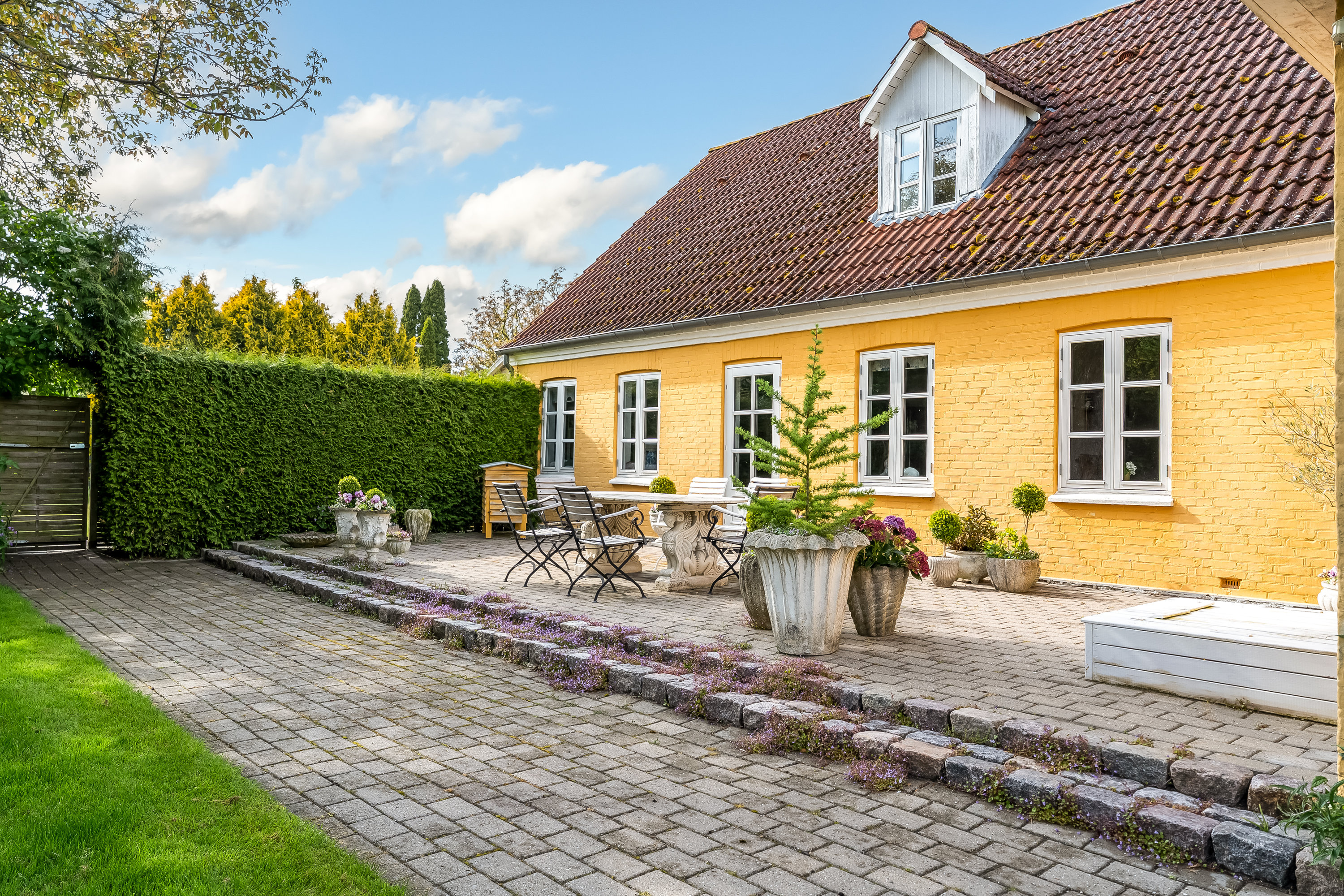 Fremhævet terrasse billede i fuldskærmstilstand. Billede af Bygaden 42, 4983 Dannemare