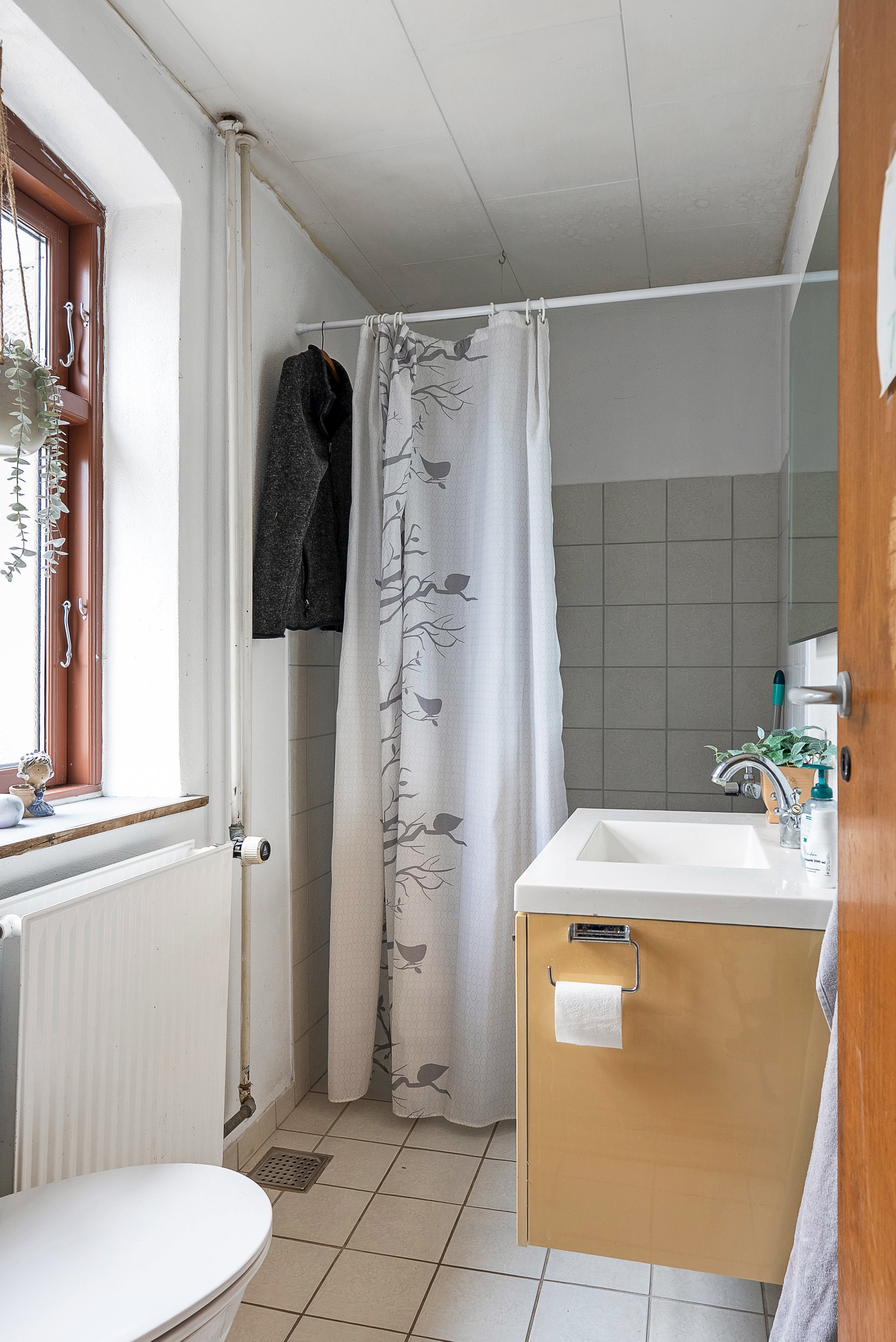 Fremhævet badeværelse billede i fuldskærmstilstand. Billede af Gerskov Bygade 5, Gerskov, 5450 Otterup