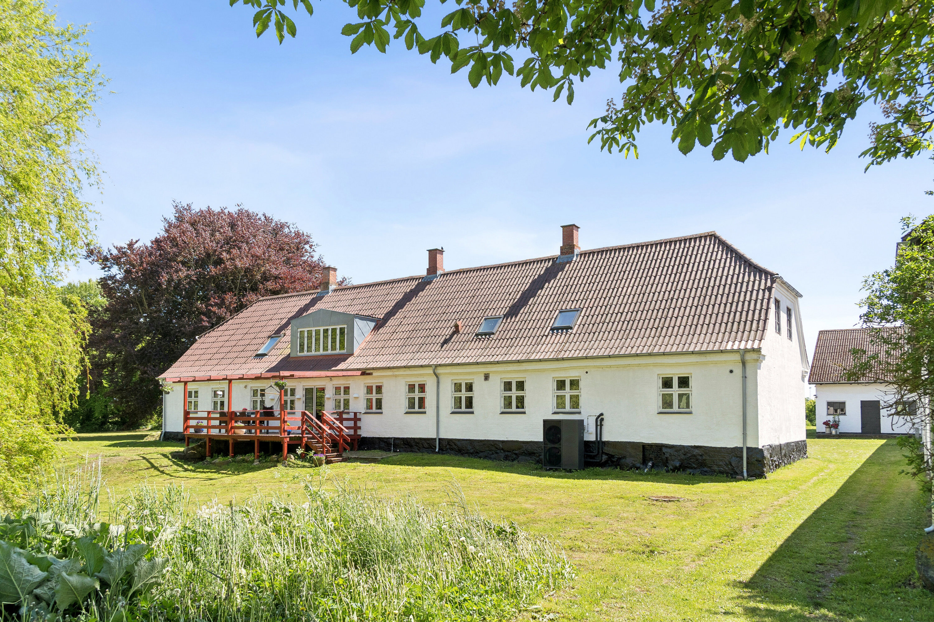 Fremhævet set fra haven billede i fuldskærmstilstand. Billede af Balvej 16, 5762 Vester Skerninge