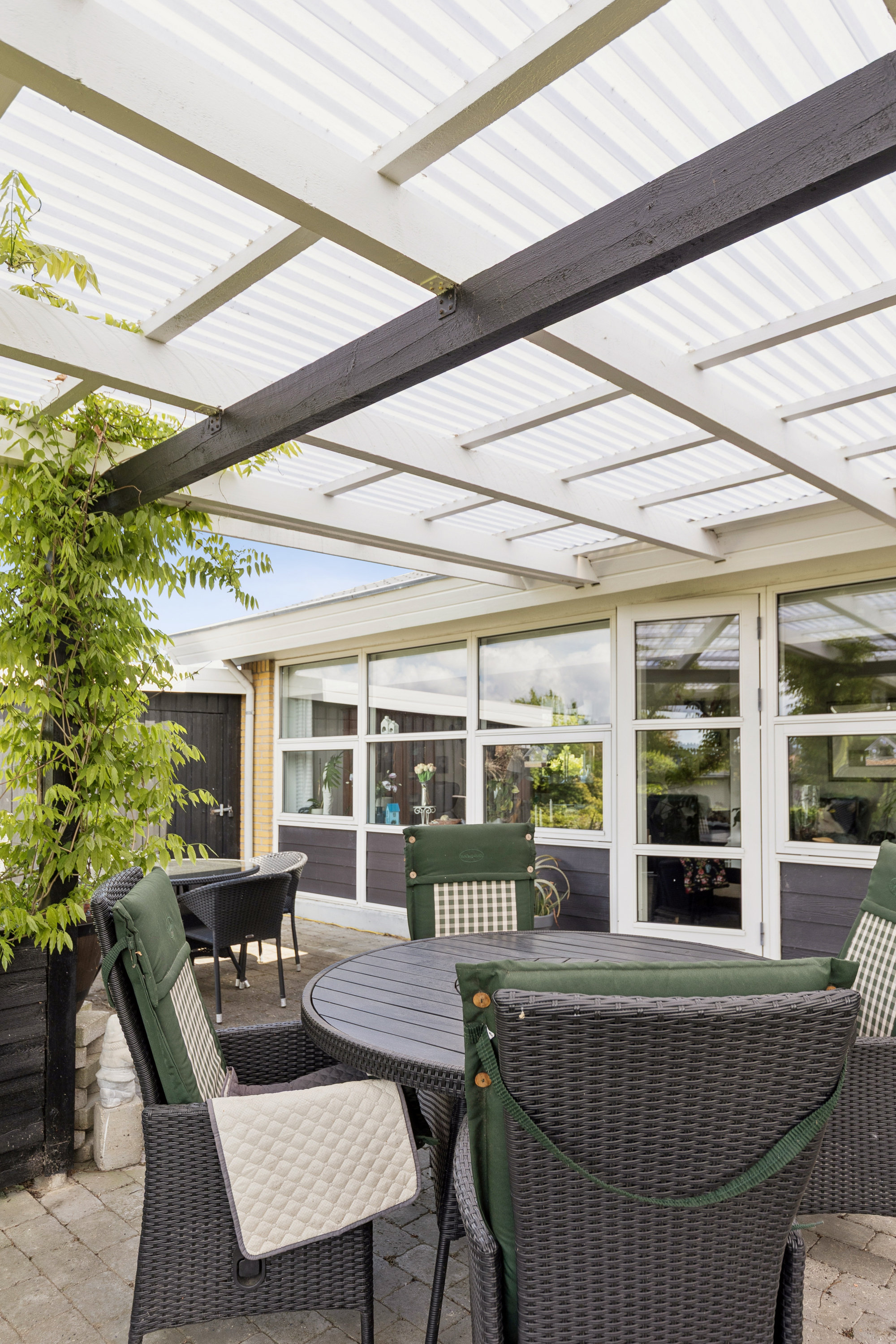 Fremhævet terrasse billede i fuldskærmstilstand. Billede af Korsvang 4, 5610 Assens