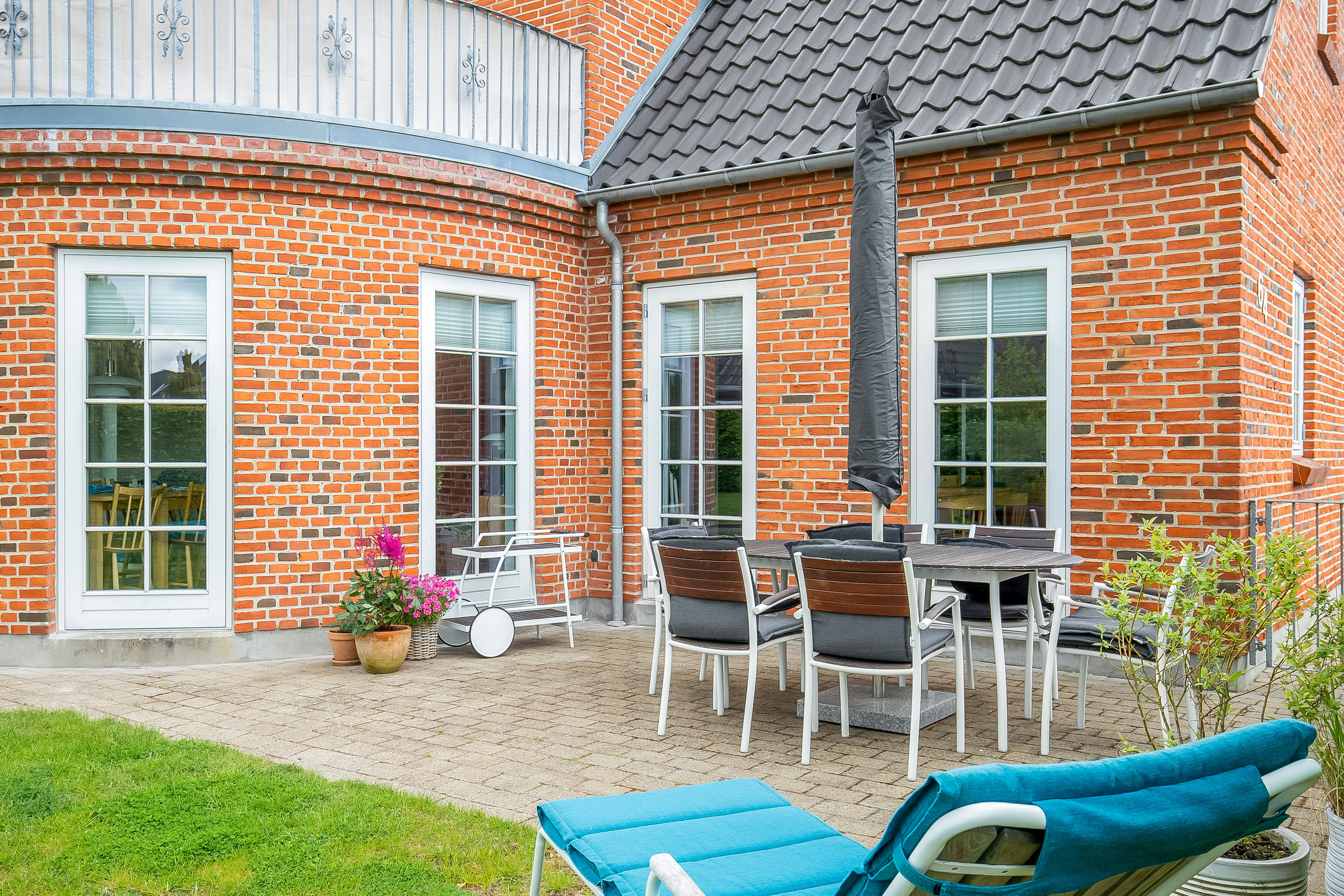 Fremhævet terrasse billede i fuldskærmstilstand. Billede af Kragelundvænget 64, 7080 Børkop