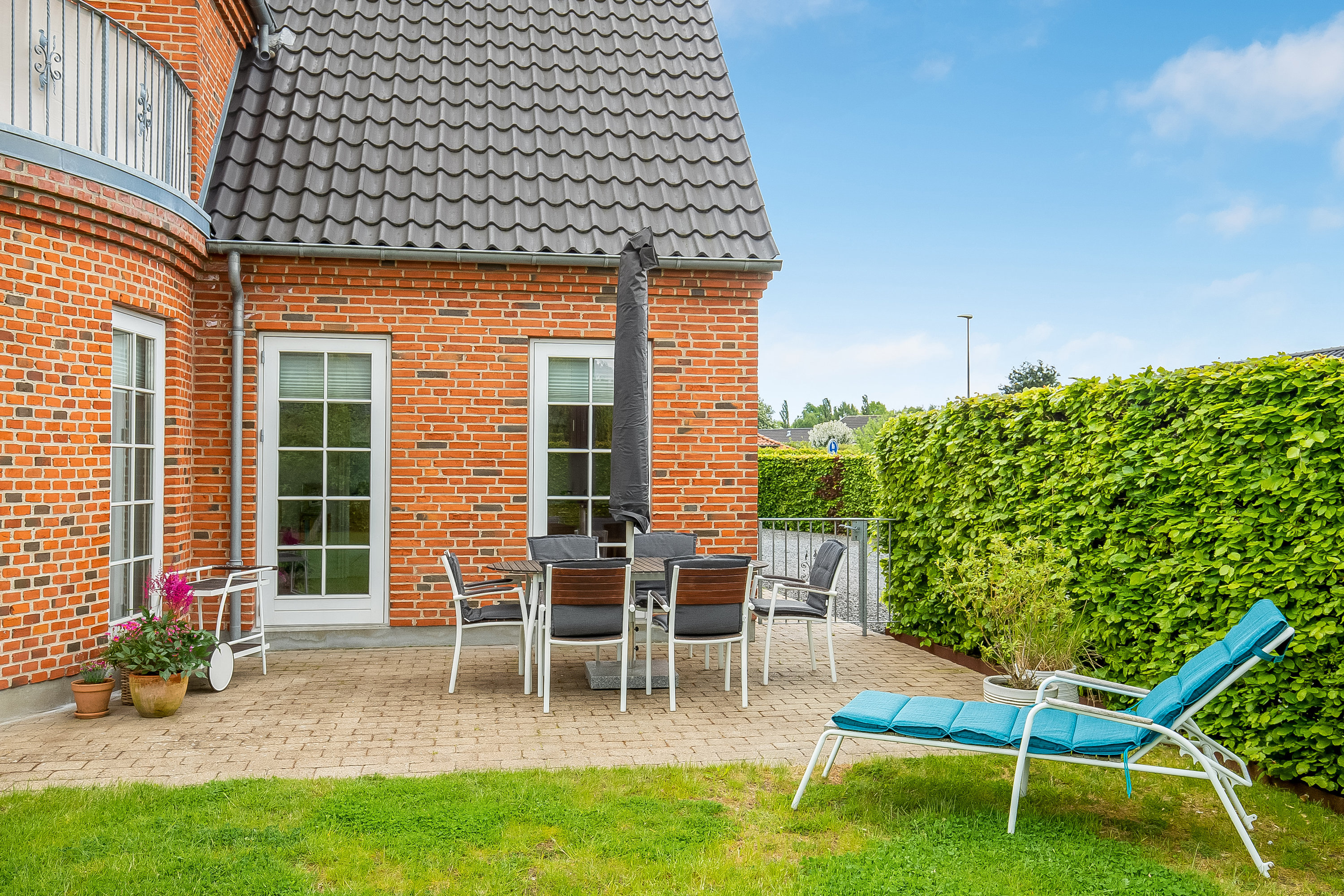 Fremhævet terrasse billede i fuldskærmstilstand. Billede af Kragelundvænget 64, 7080 Børkop