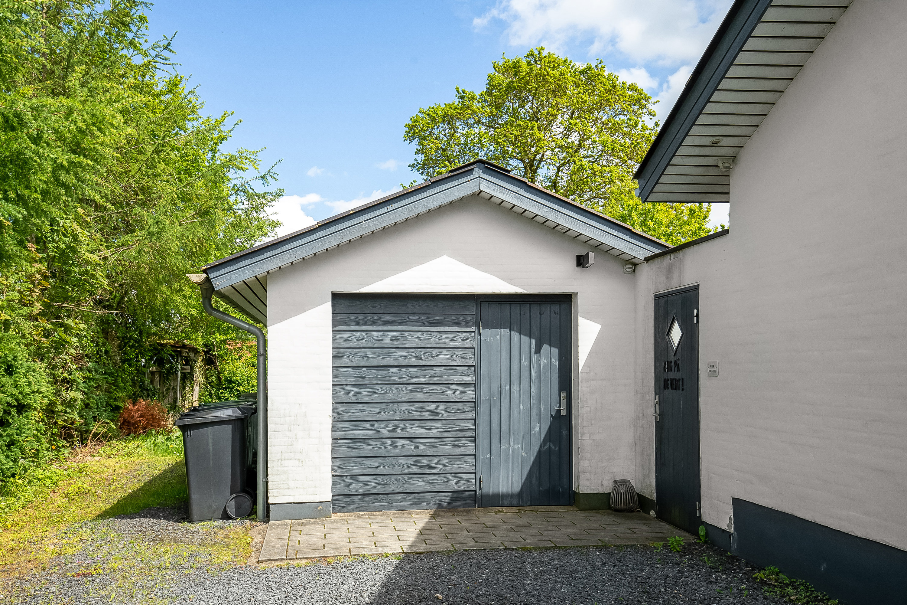 Fremhævet garage billede i fuldskærmstilstand. Billede af Munkevej 9, Skærup, 7080 Børkop