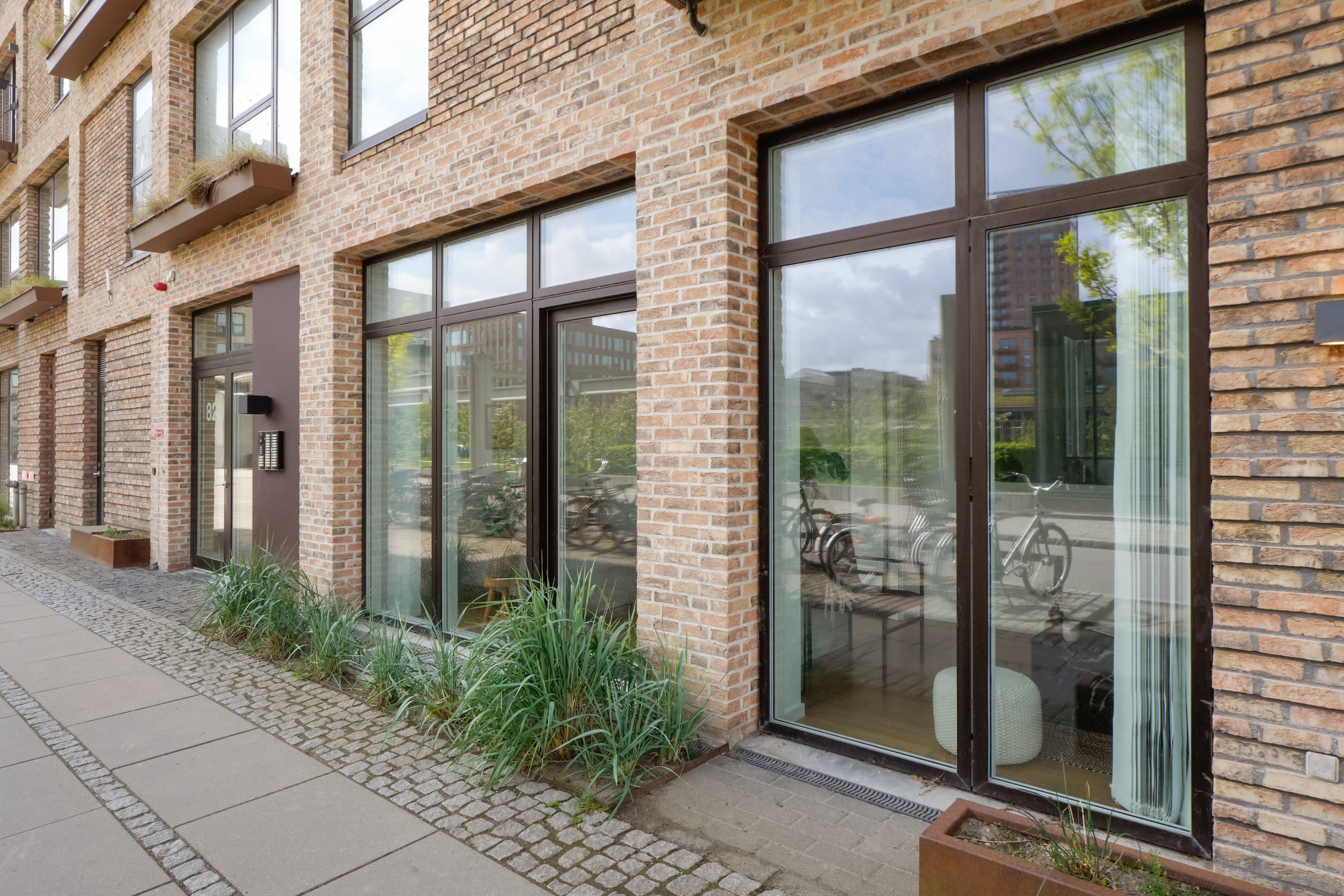 Fremhævet terrasse billede i fuldskærmstilstand. Billede af Paradisæblevej 82, st.. 1., 2500 Valby