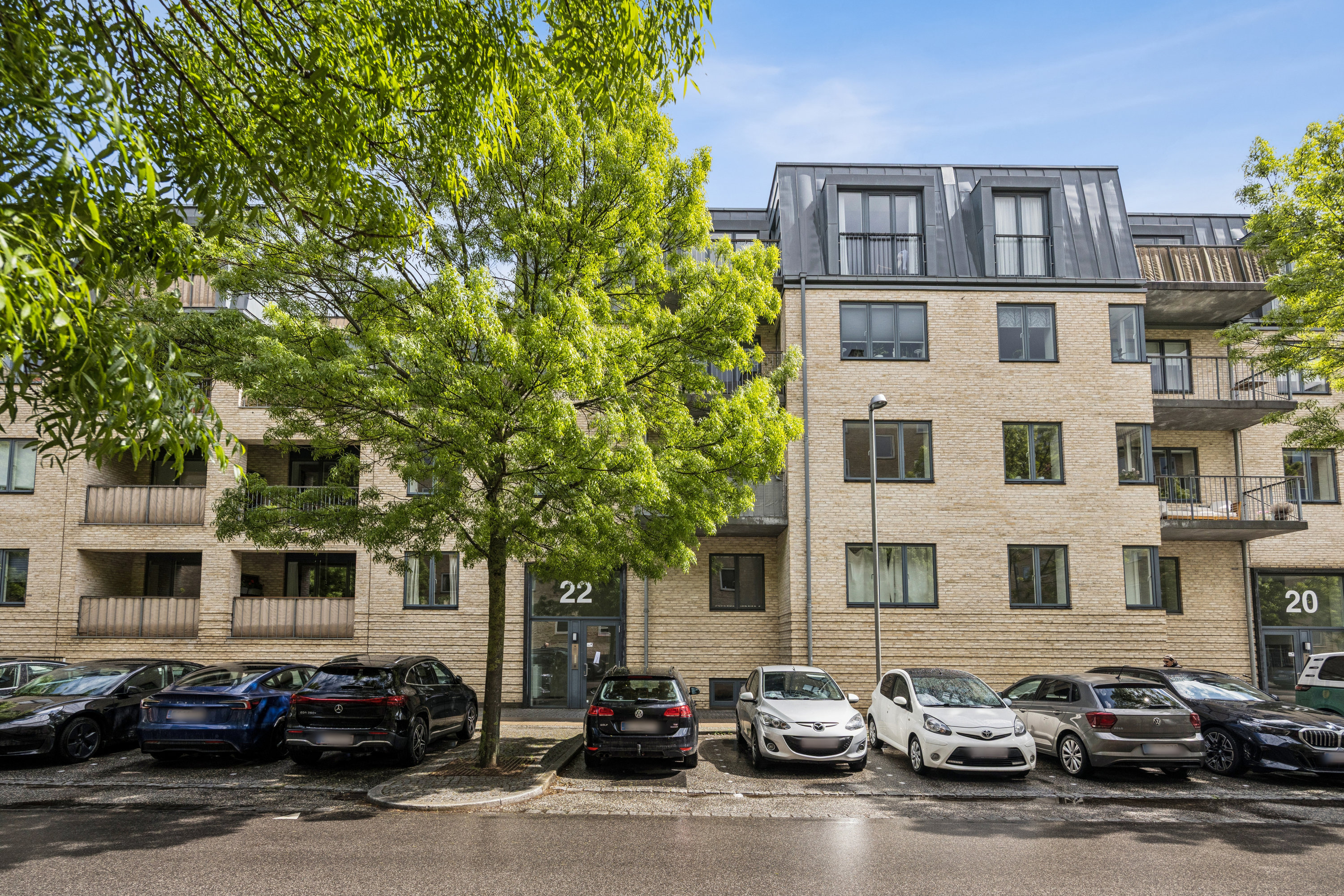 Fremhævet andet billede i fuldskærmstilstand. Billede af Flintholm Alle 22, 1. tv., 2000 Frederiksberg