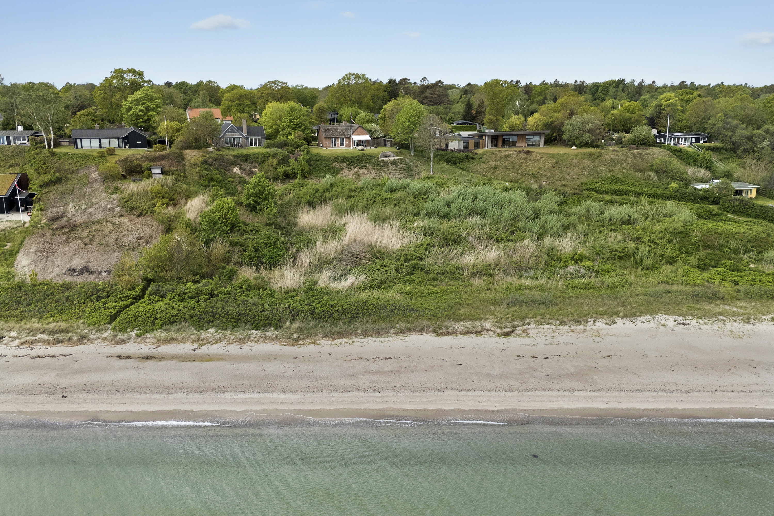 Fremhævet ejendommen billede i fuldskærmstilstand. Billede af Østpassagen 13, Rude Strand, 8300 Odder